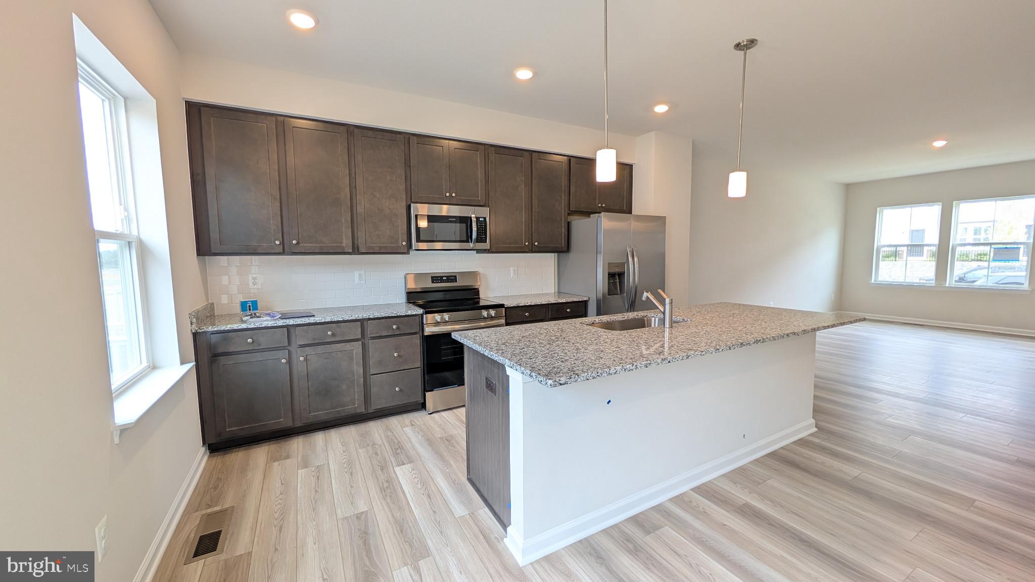 RED CLOVER MEADOWS - Residential Lease