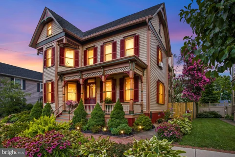 35 N Main Street, Allentown, NJ MLS: NJMM2004856