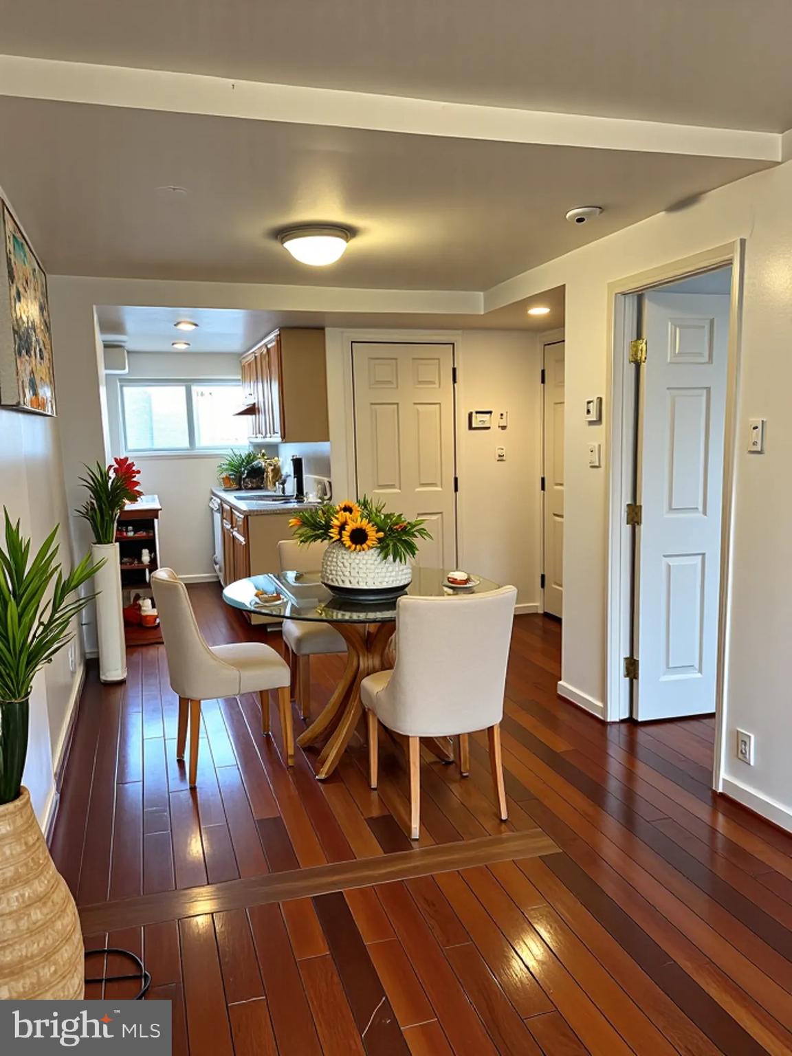 GRADUATE HOSPITAL - Residential Lease