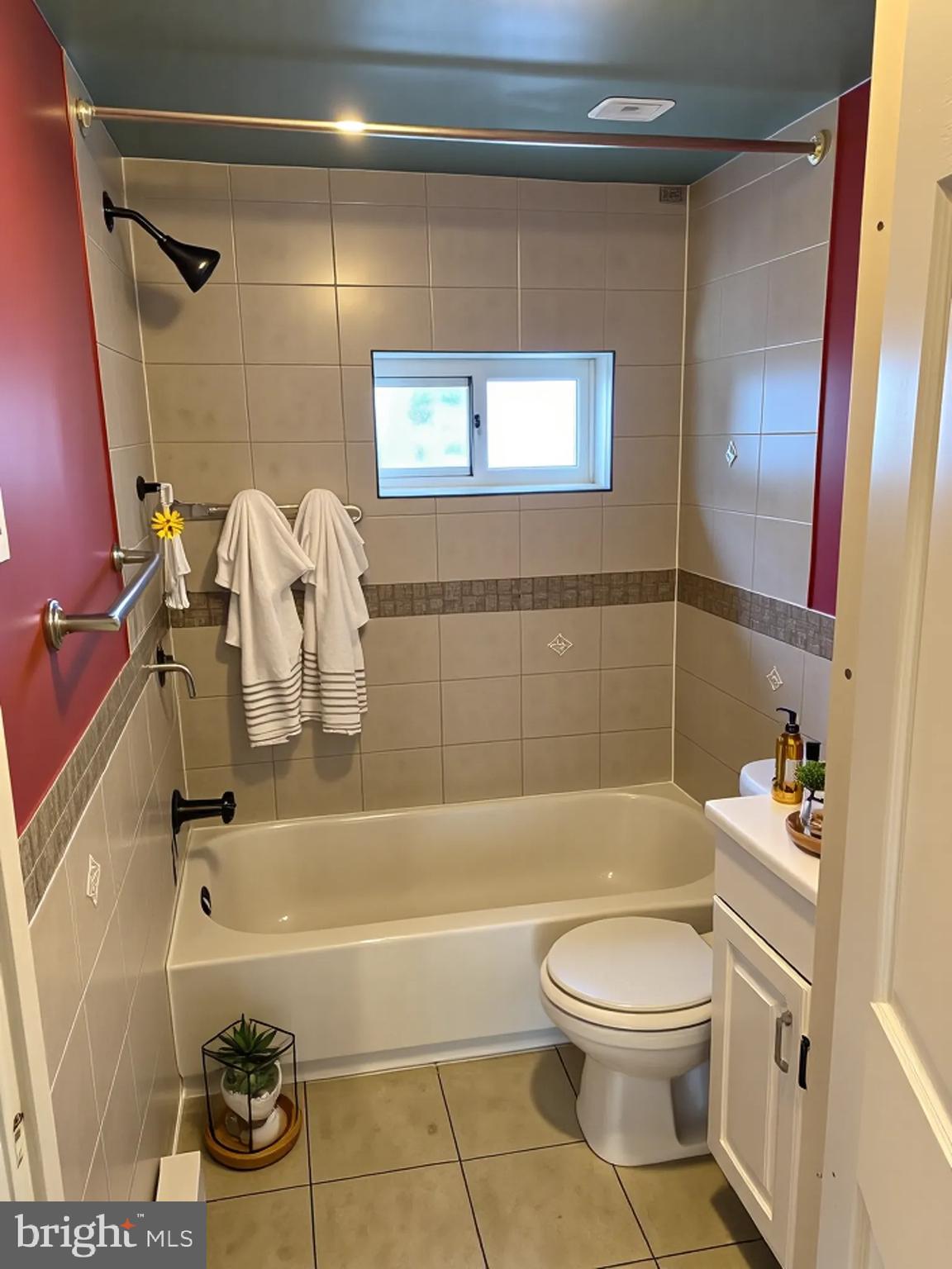 GRADUATE HOSPITAL - Residential Lease