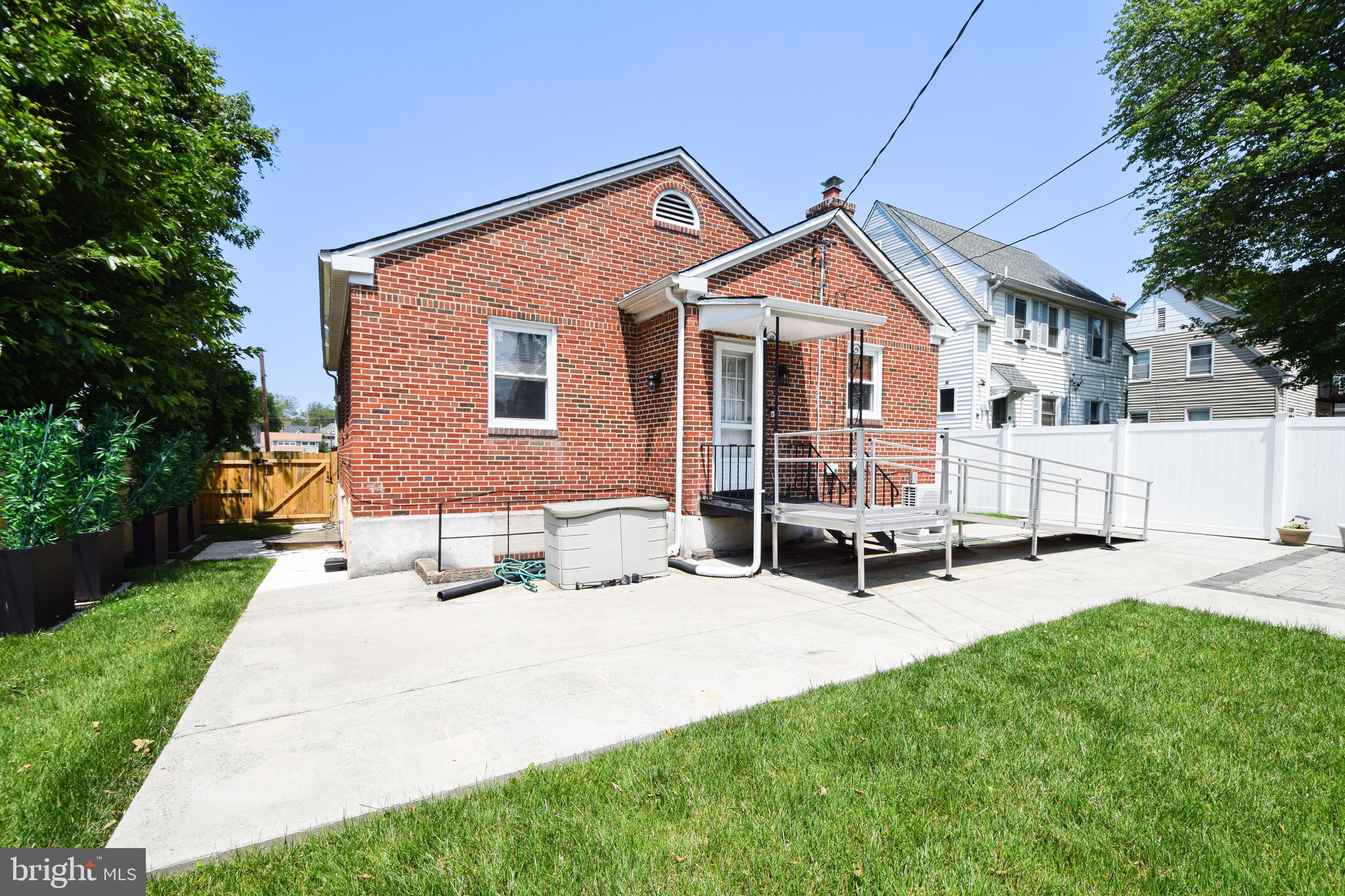 GWYNN OAK - Residential