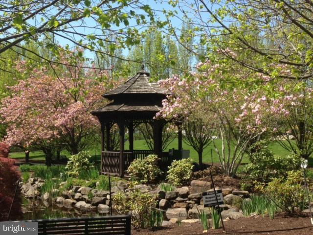 EAGLEVIEW - Residential