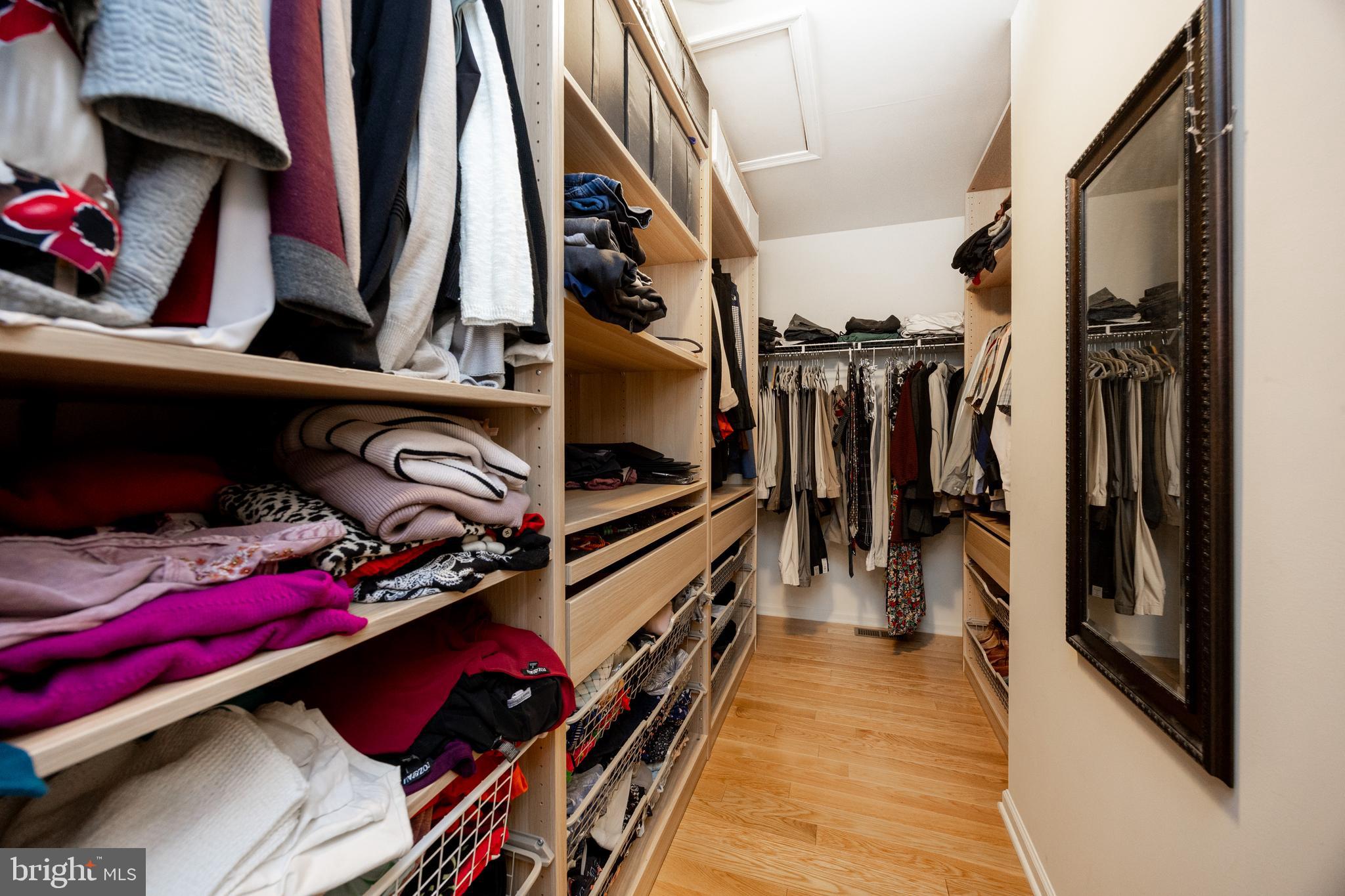 EAGLEVIEW - Residential