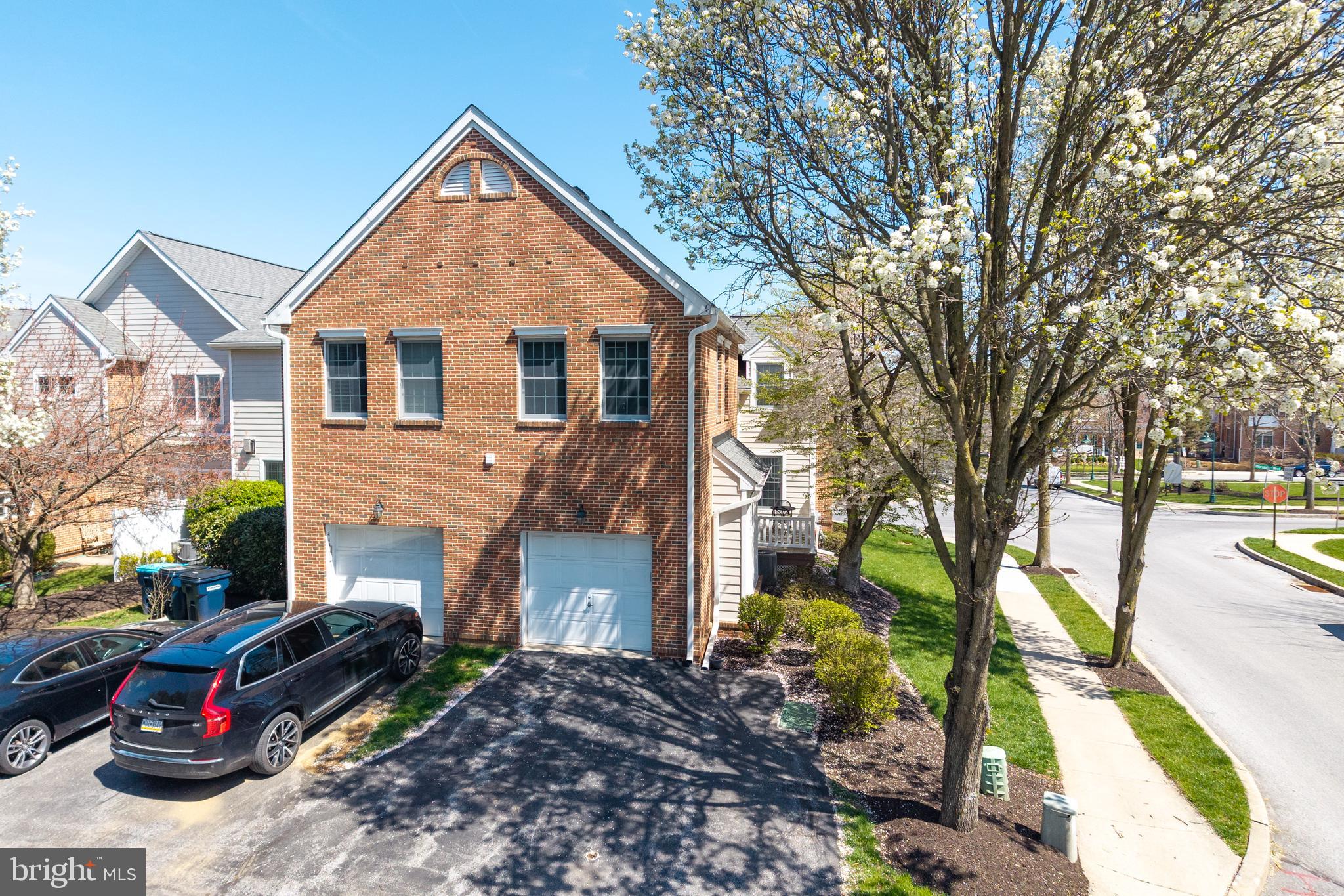 EAGLEVIEW - Residential