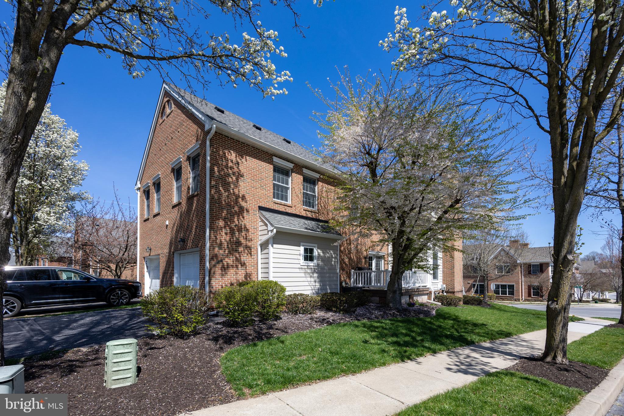 EAGLEVIEW - Residential