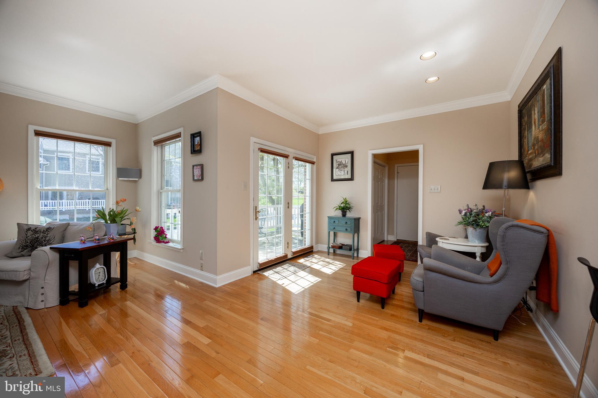 EAGLEVIEW - Residential