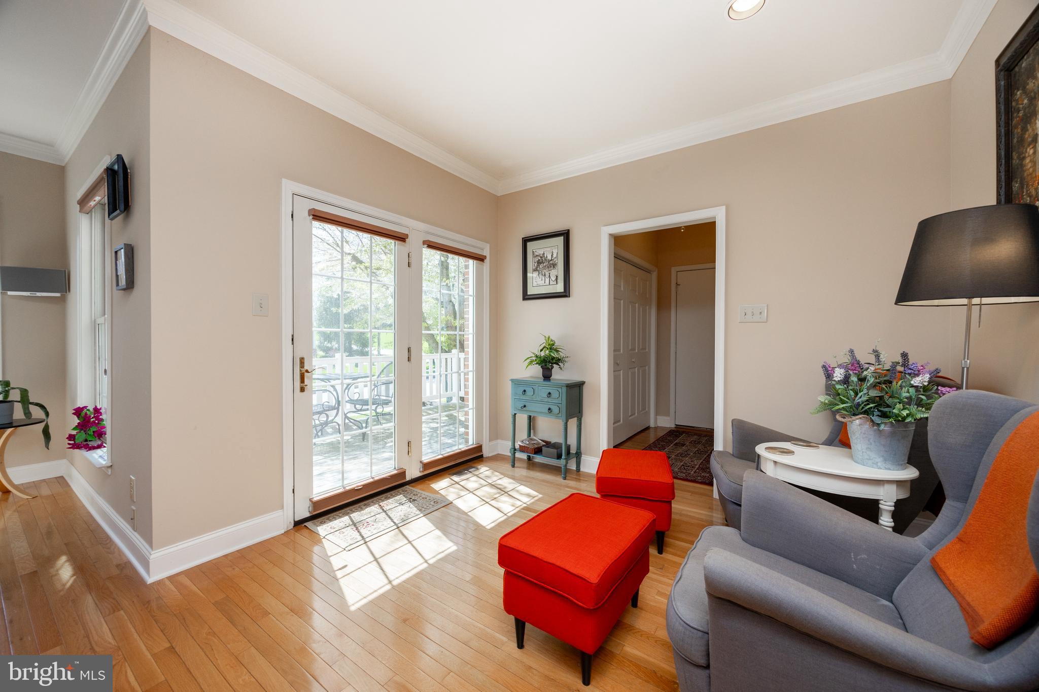 EAGLEVIEW - Residential