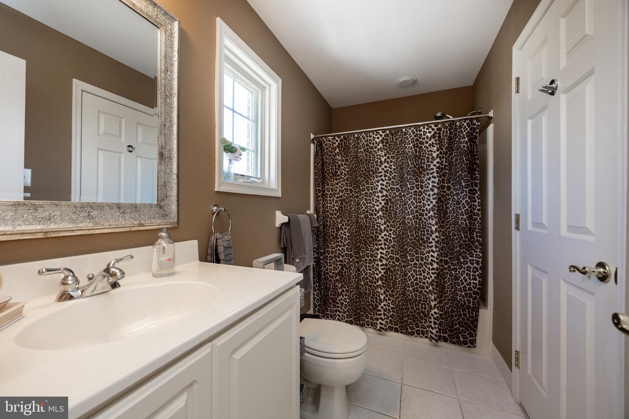 EAGLEVIEW - Residential