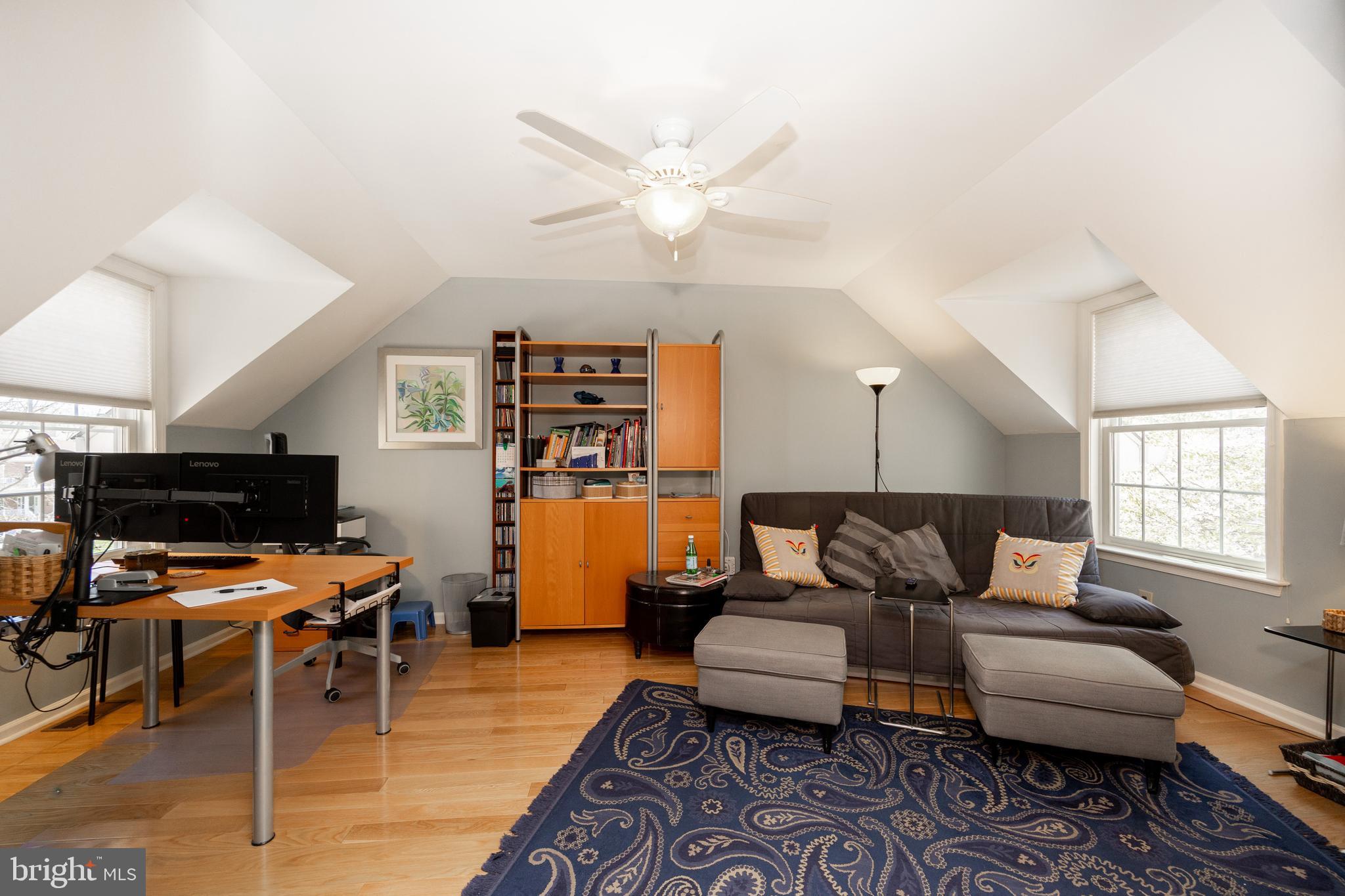 EAGLEVIEW - Residential