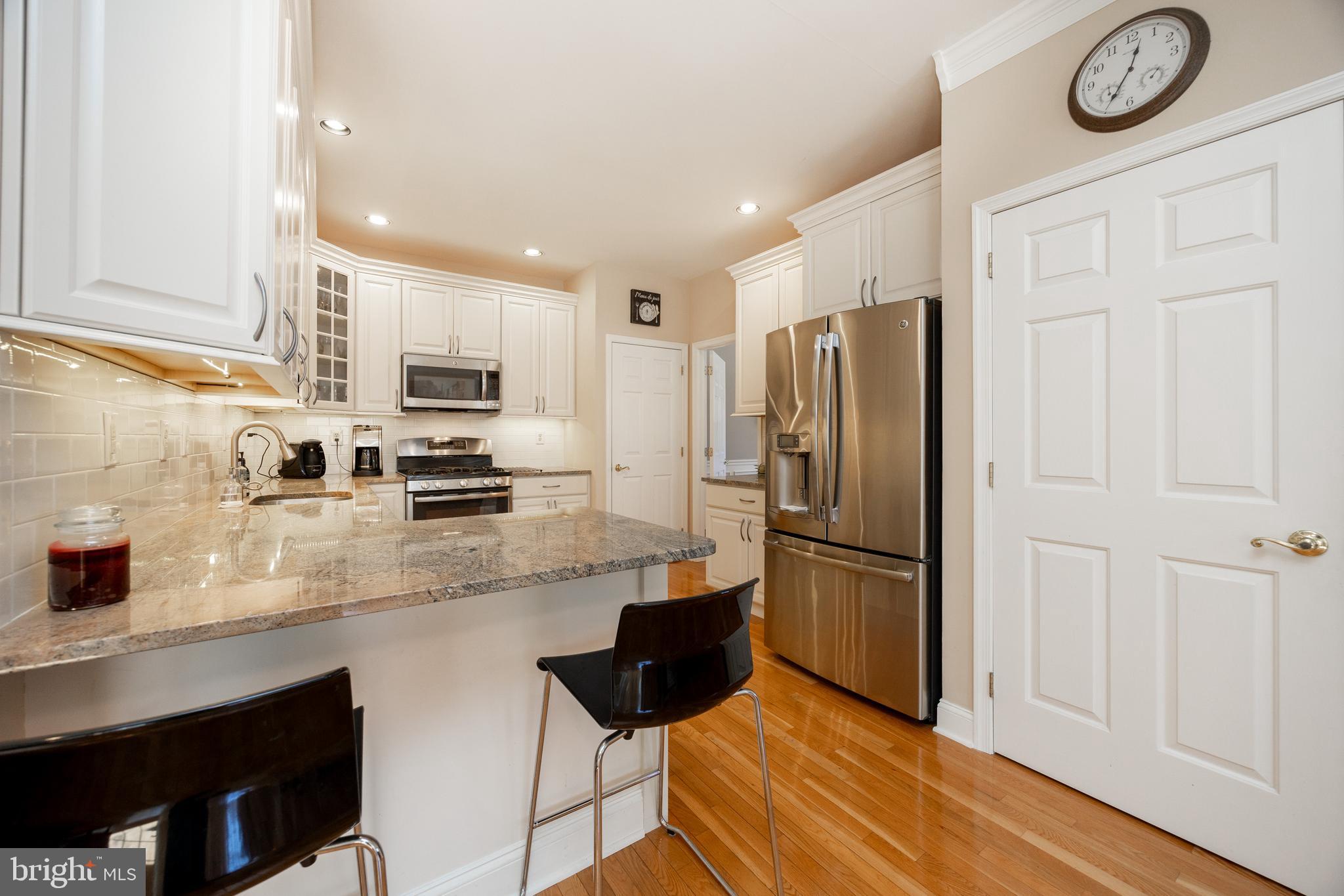 EAGLEVIEW - Residential