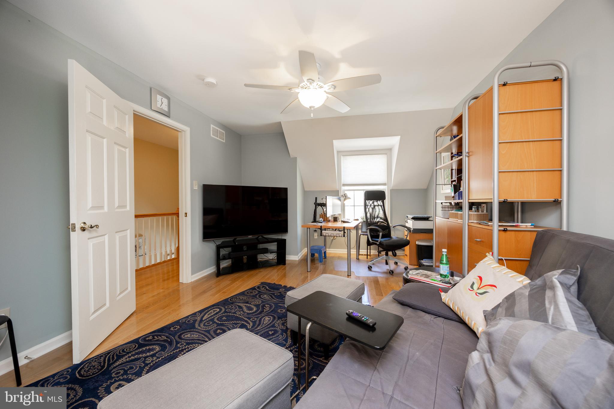 EAGLEVIEW - Residential