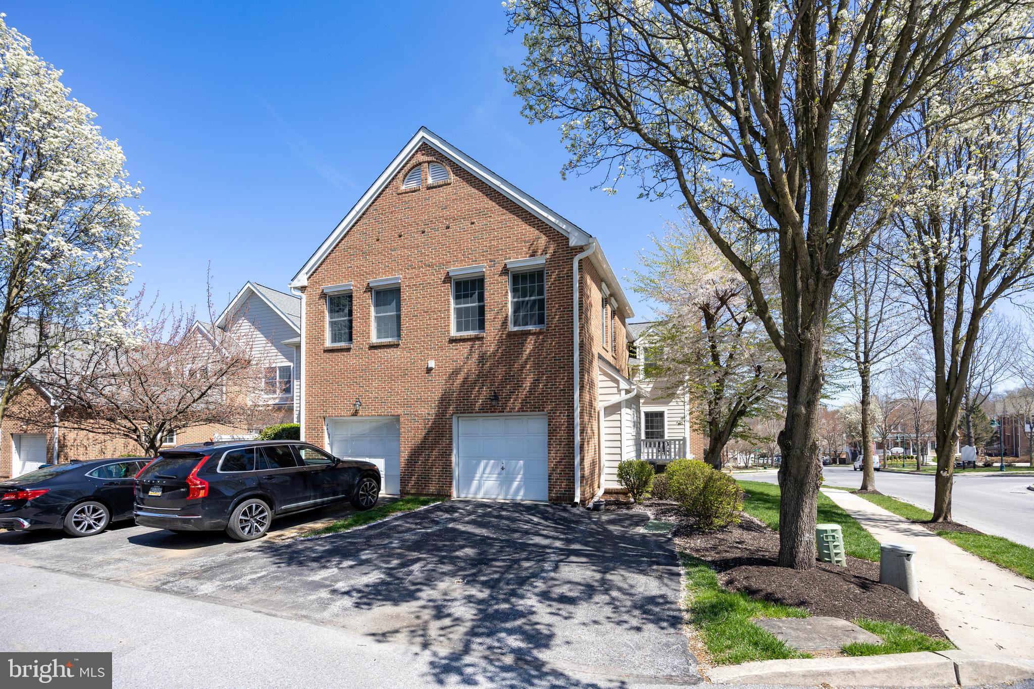 EAGLEVIEW - Residential