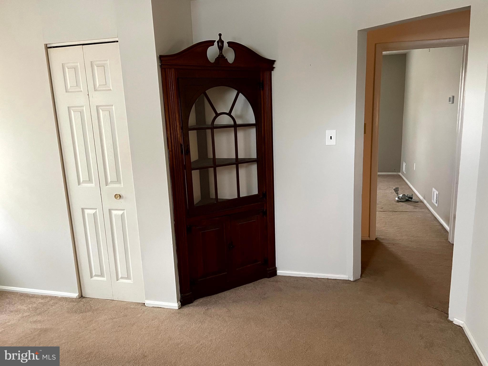 MARLYN MANOR - Residential