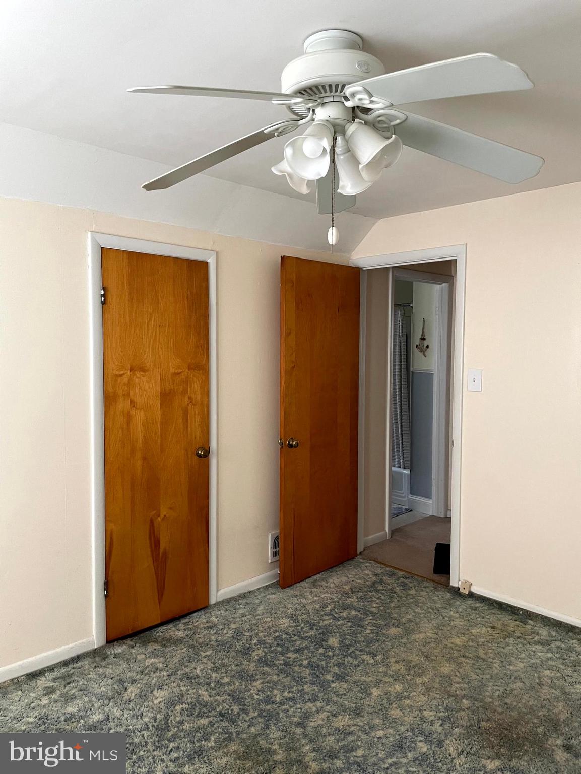 MARLYN MANOR - Residential