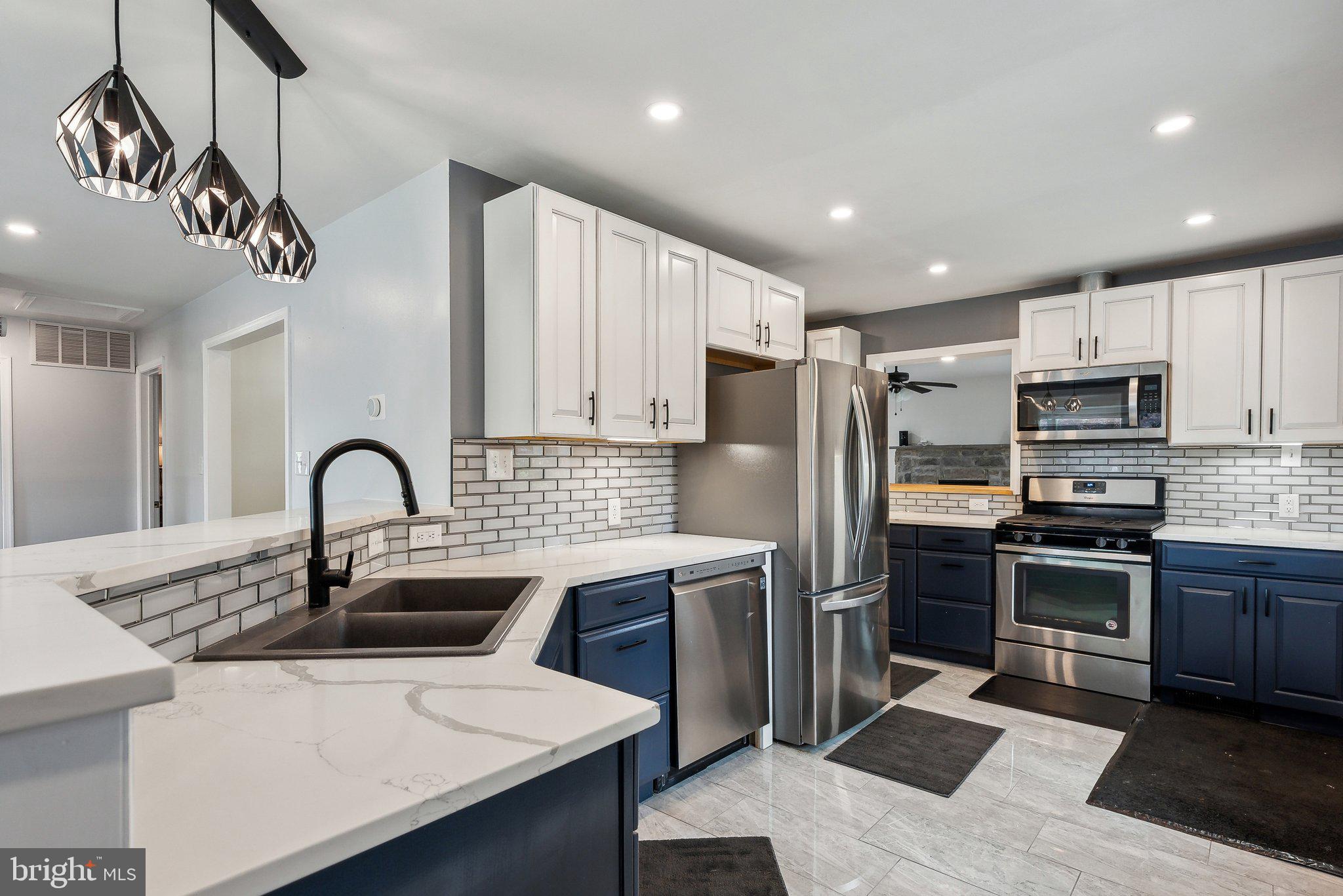 VIRGINIA HILLS - Residential