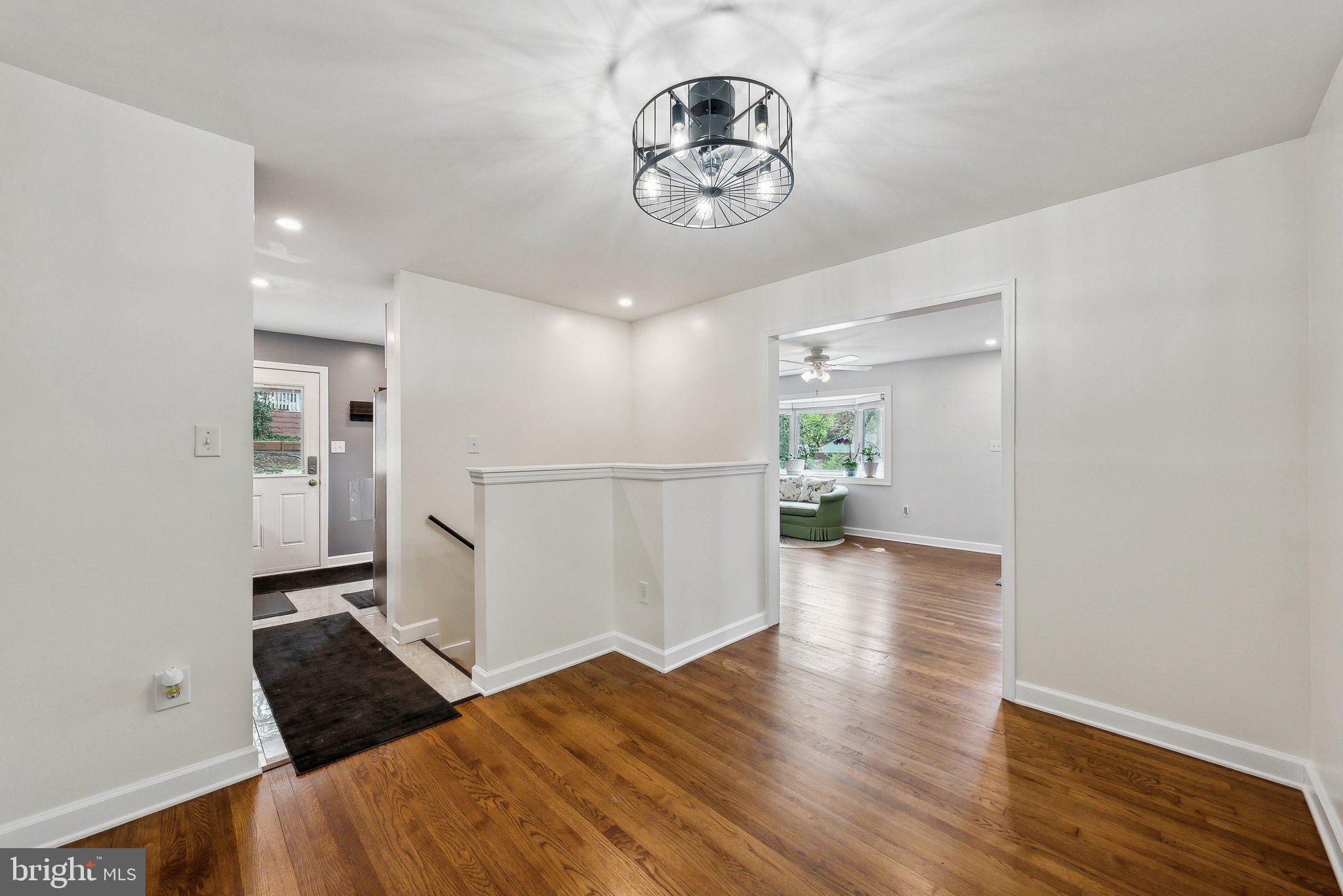 VIRGINIA HILLS - Residential