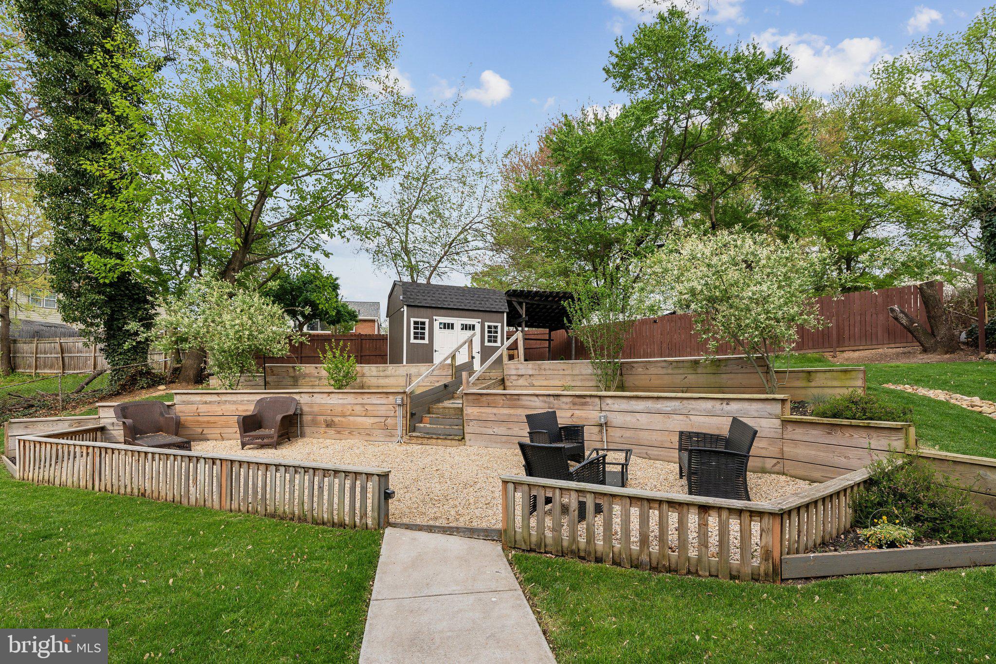 VIRGINIA HILLS - Residential