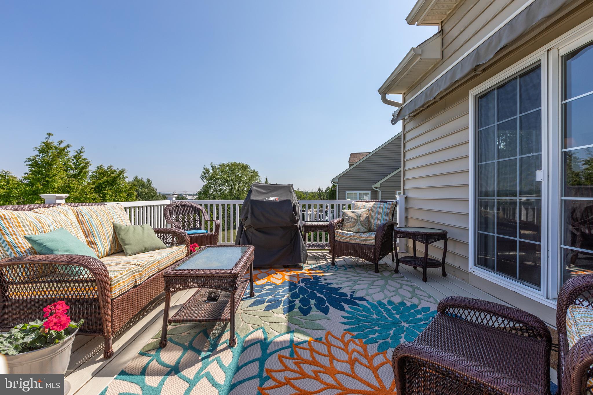 KNOB HILL FARMS - Residential