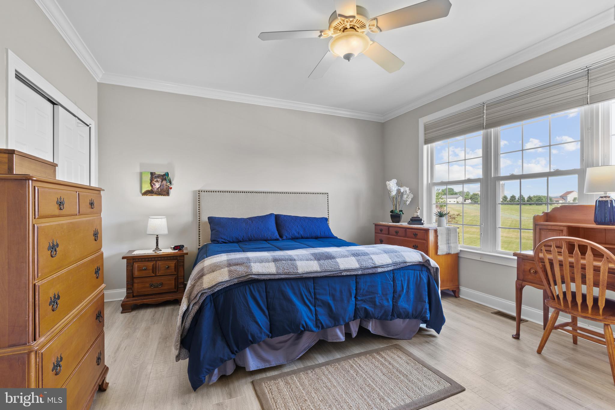 KNOB HILL FARMS - Residential