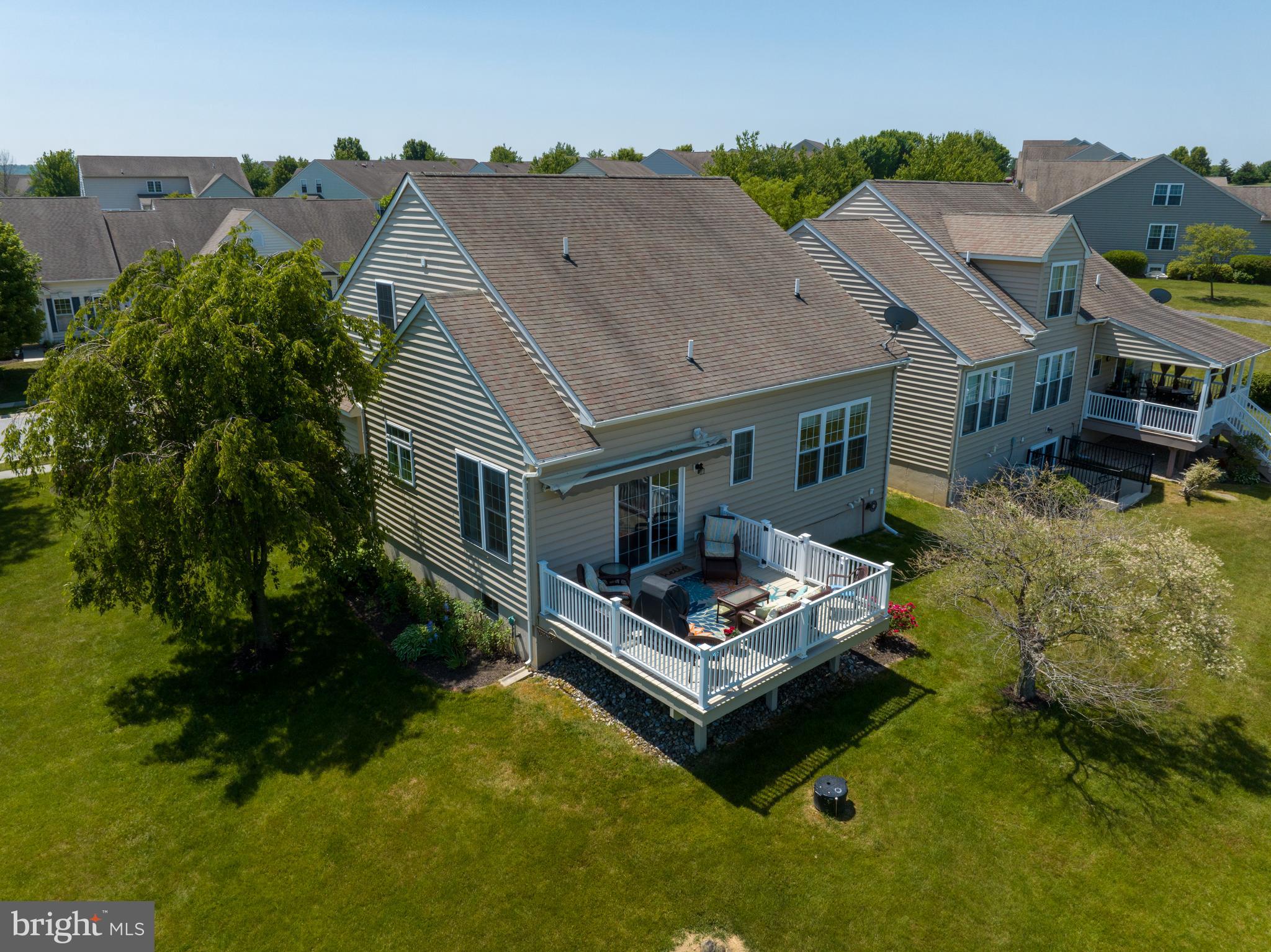 KNOB HILL FARMS - Residential