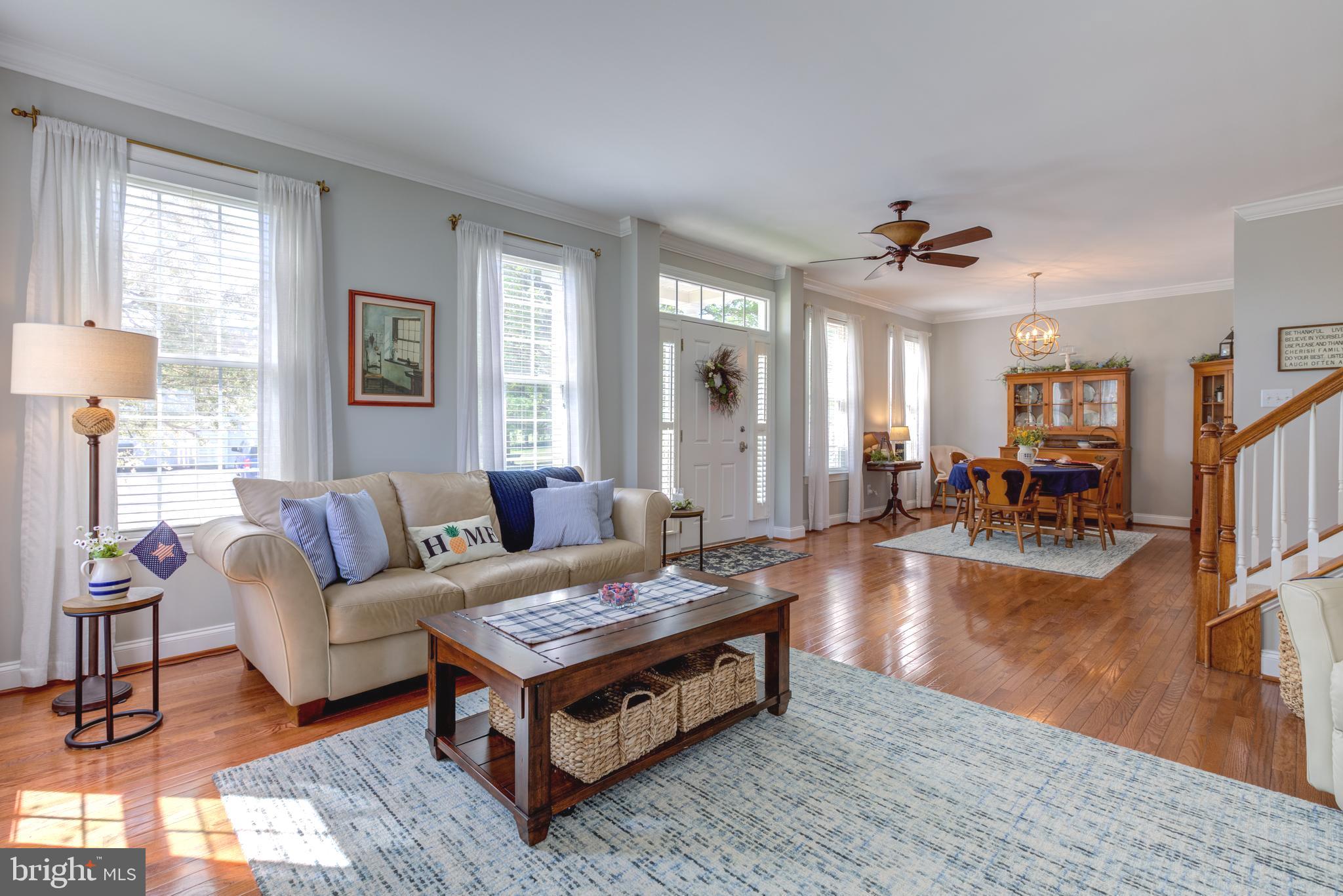 KNOB HILL FARMS - Residential