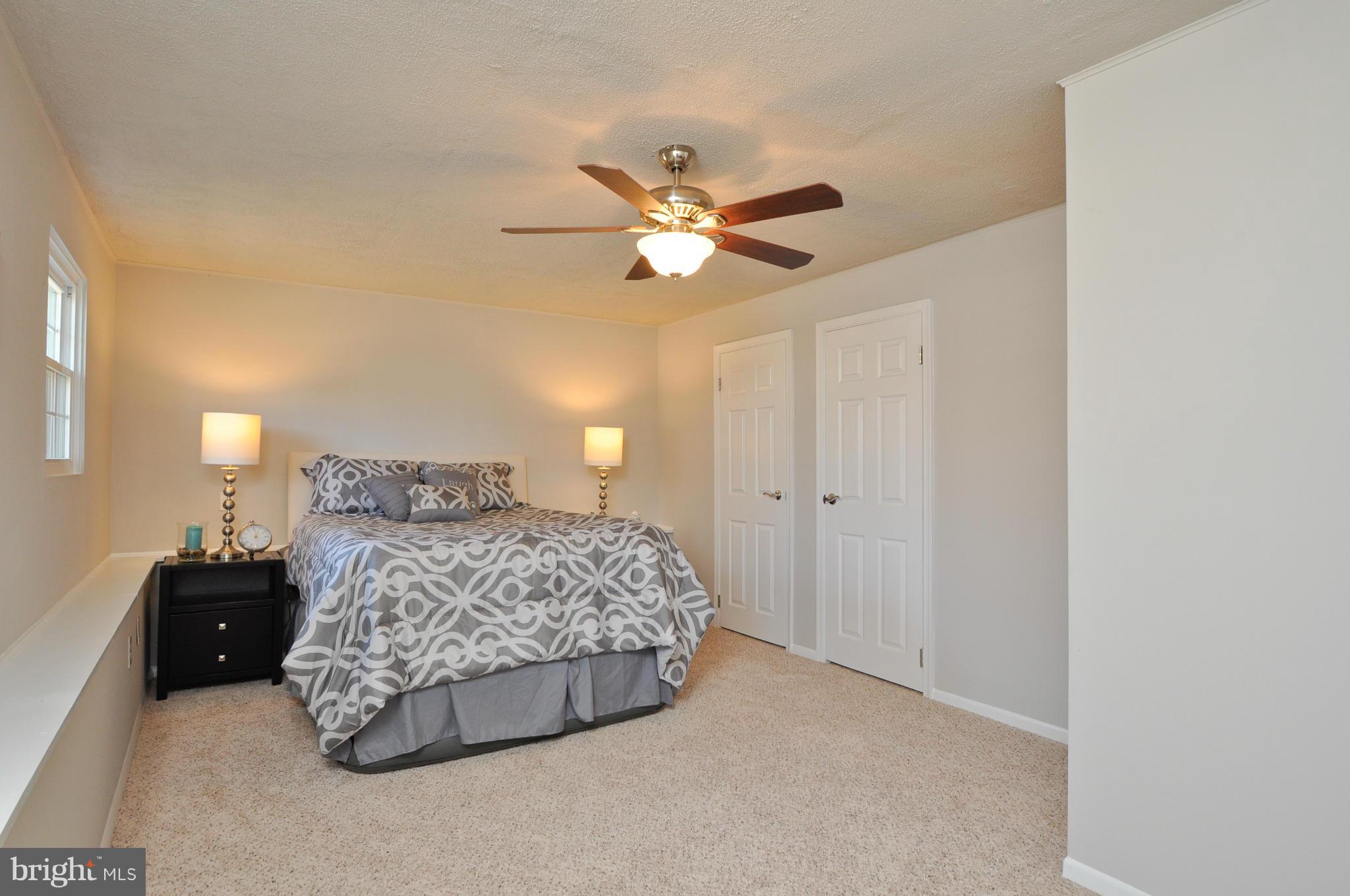 VISTA WOODS - Residential