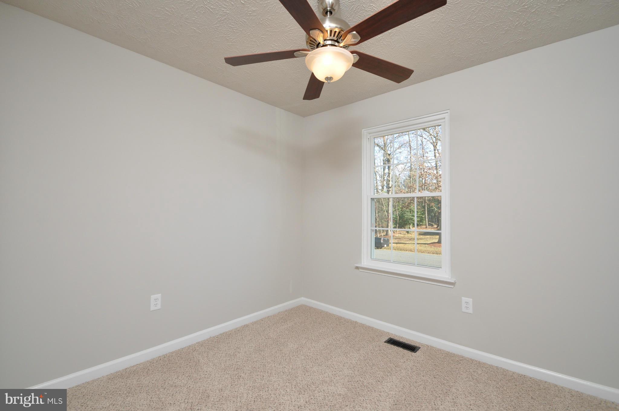 VISTA WOODS - Residential