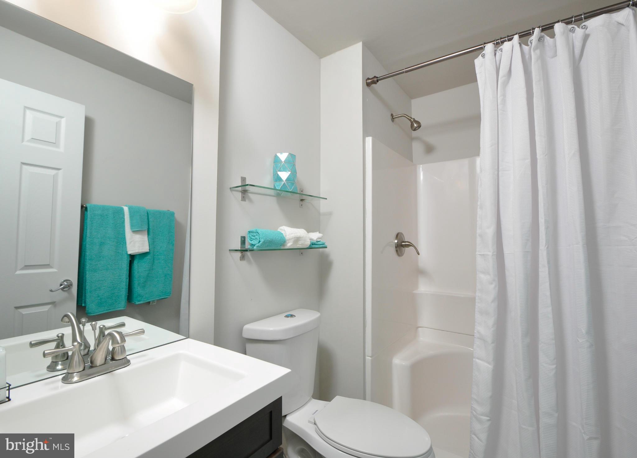 VISTA WOODS - Residential