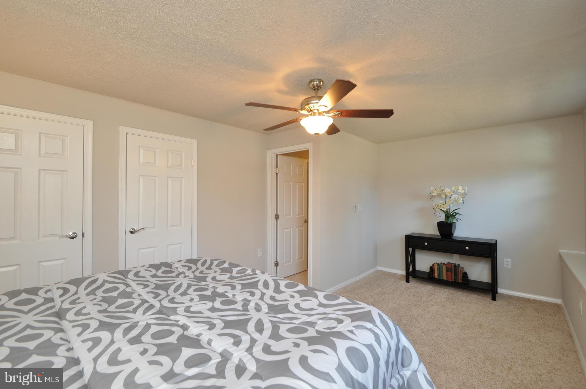 VISTA WOODS - Residential