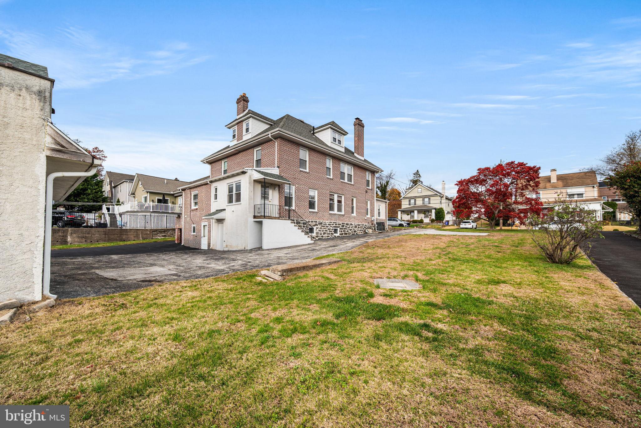 ARDMORE PARK - Residential