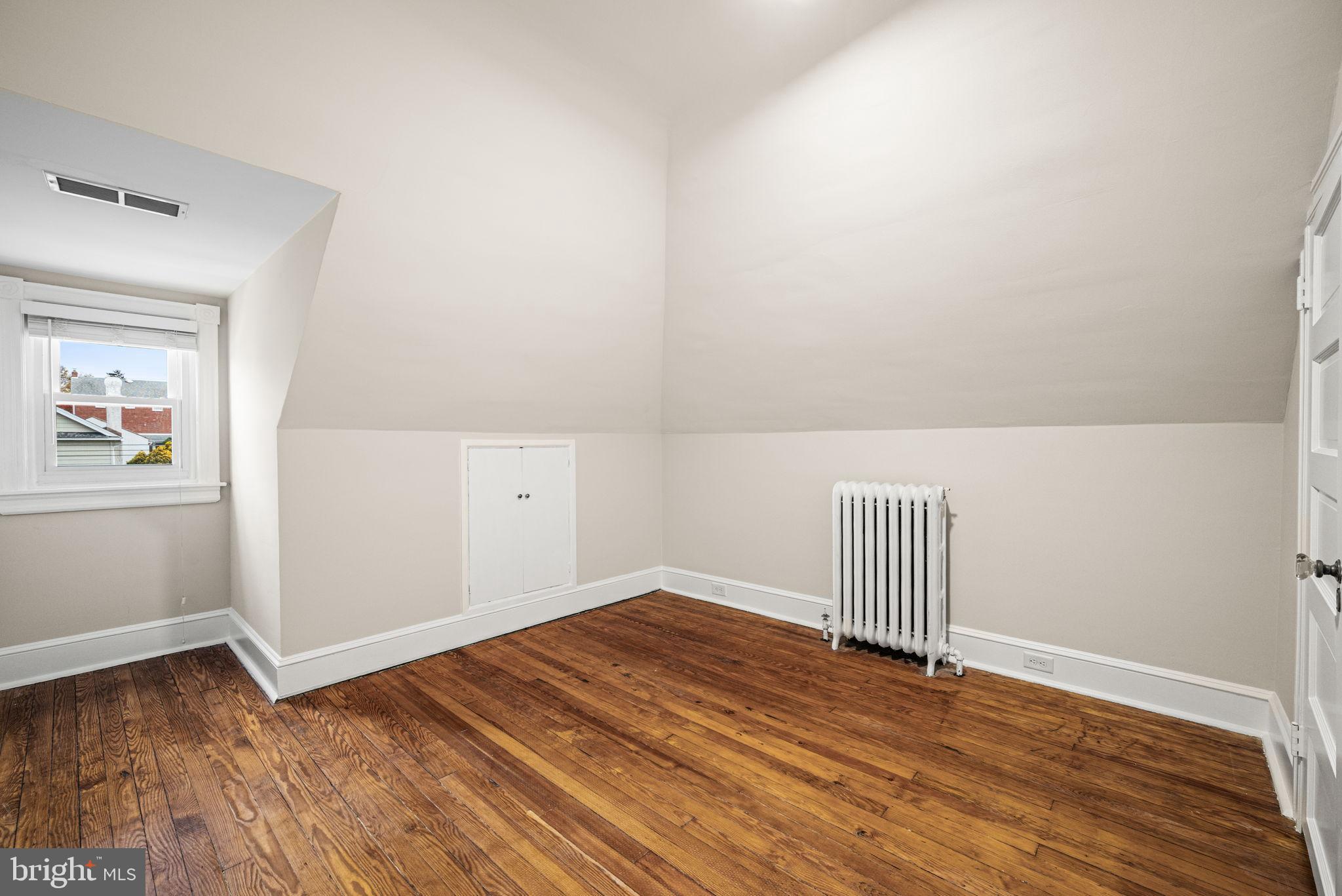 ARDMORE PARK - Residential