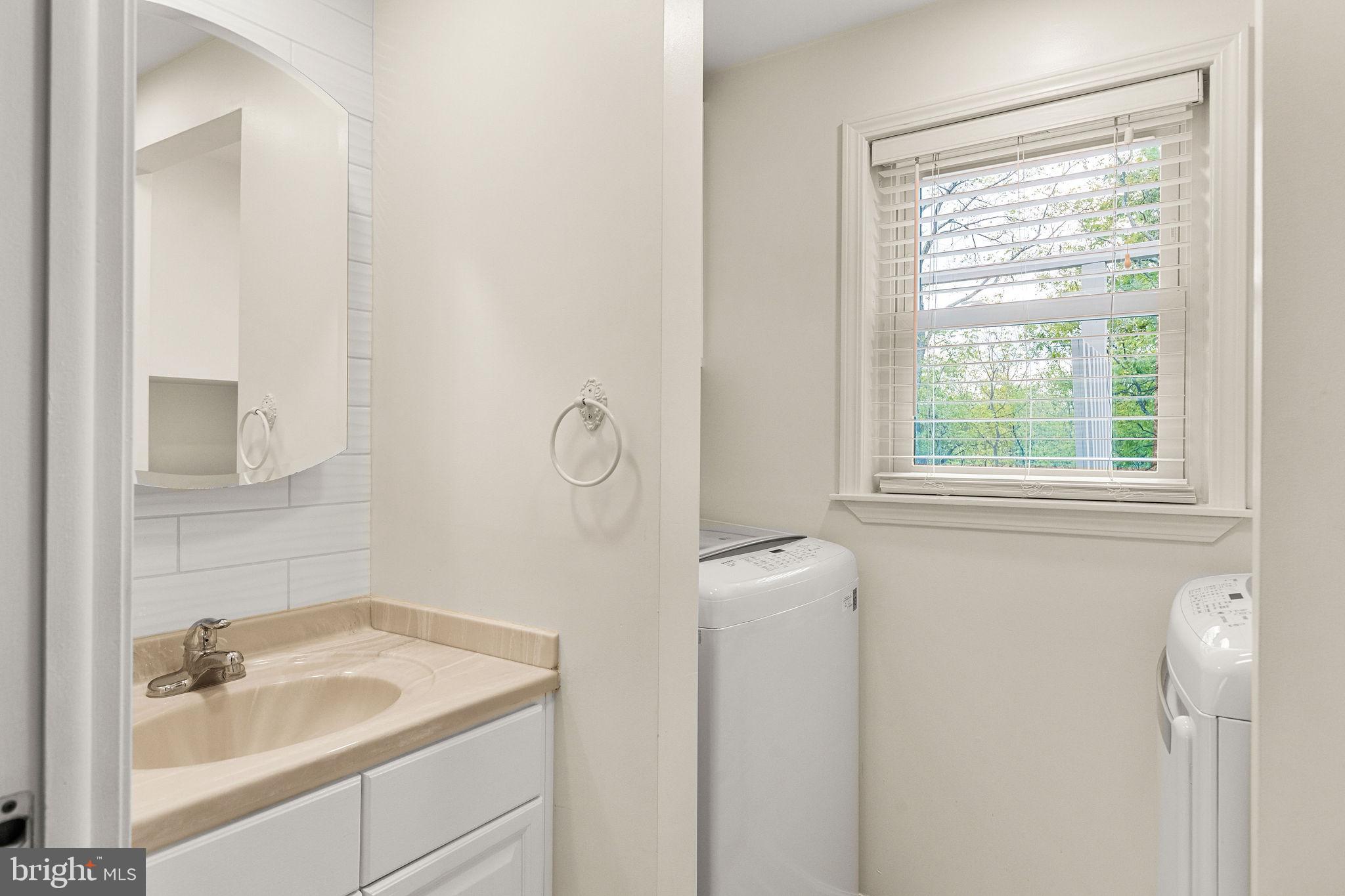 SHEPHERD WEST - Residential