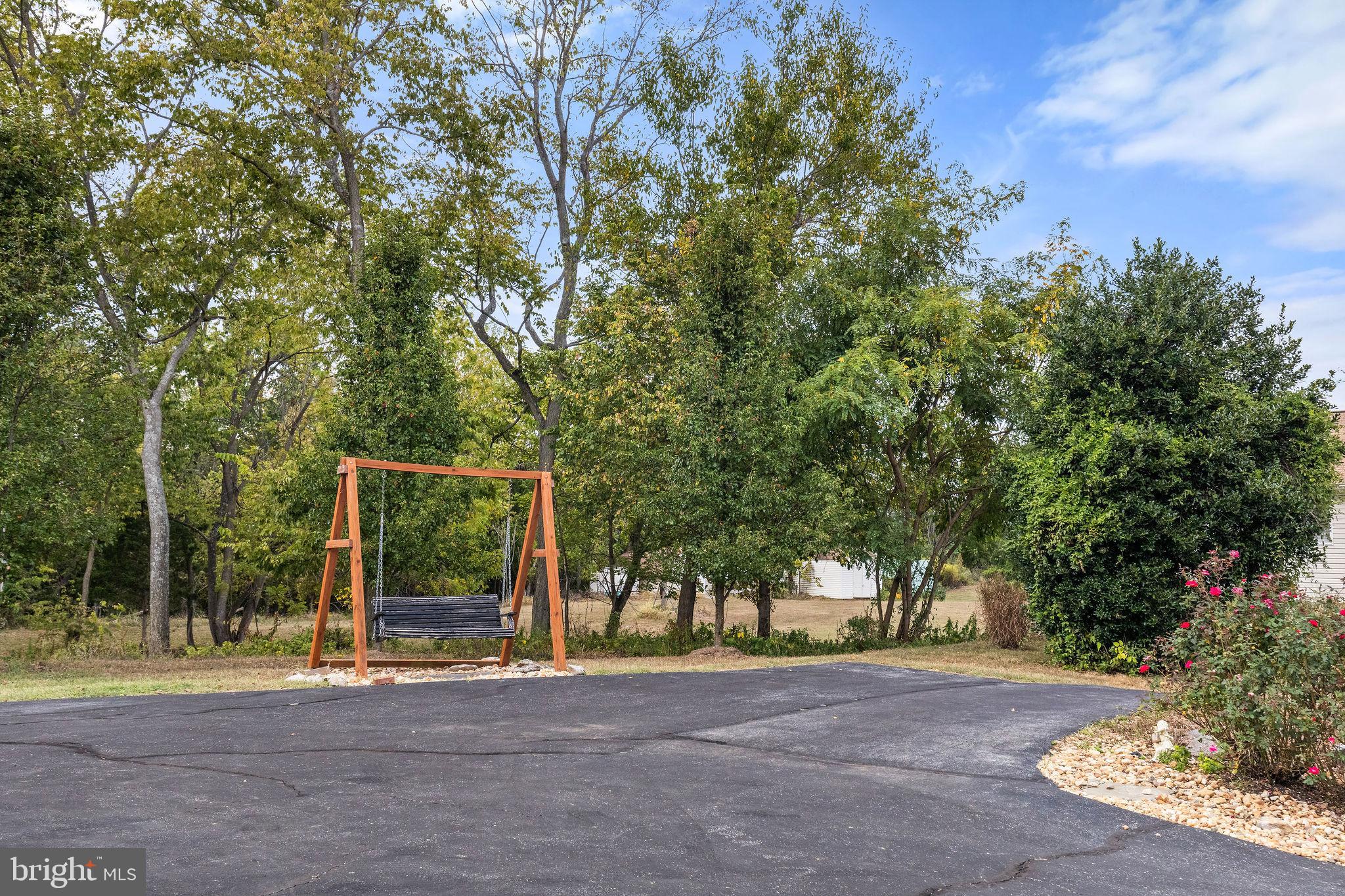 SHEPHERD WEST - Residential