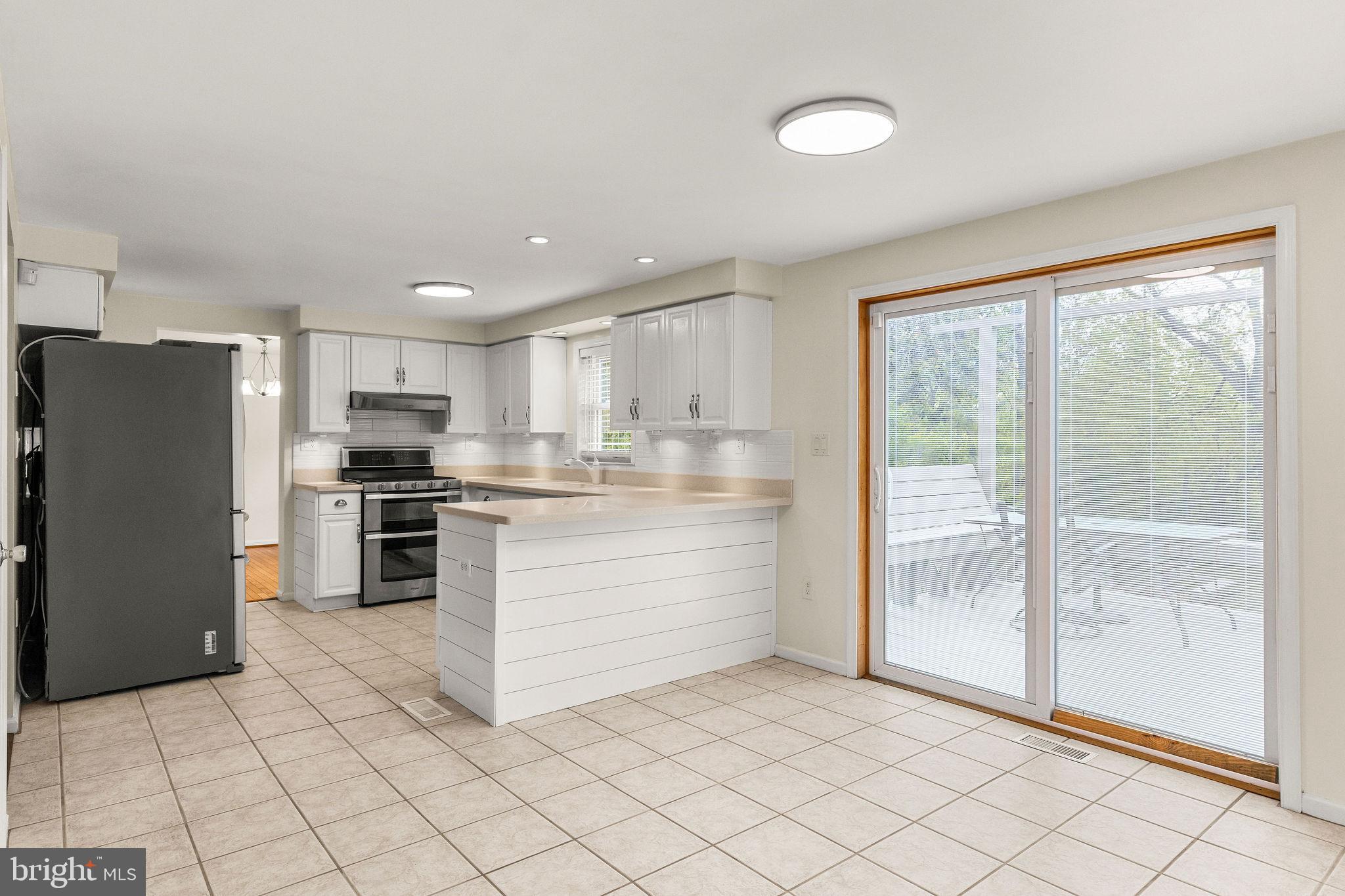 SHEPHERD WEST - Residential