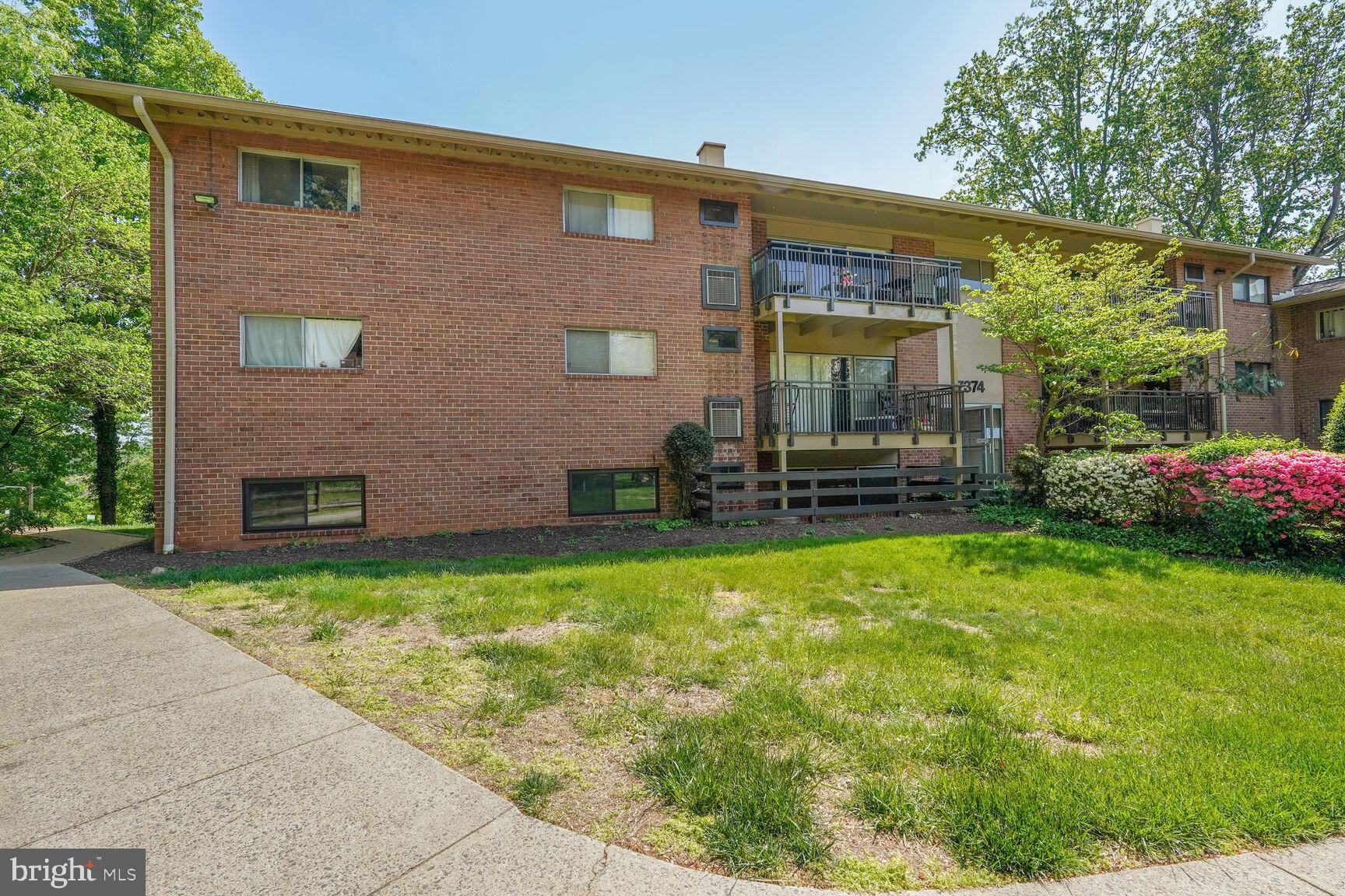 TIMBERLANE VILLAGE GARDEN CONDOMINIUMS - Residential