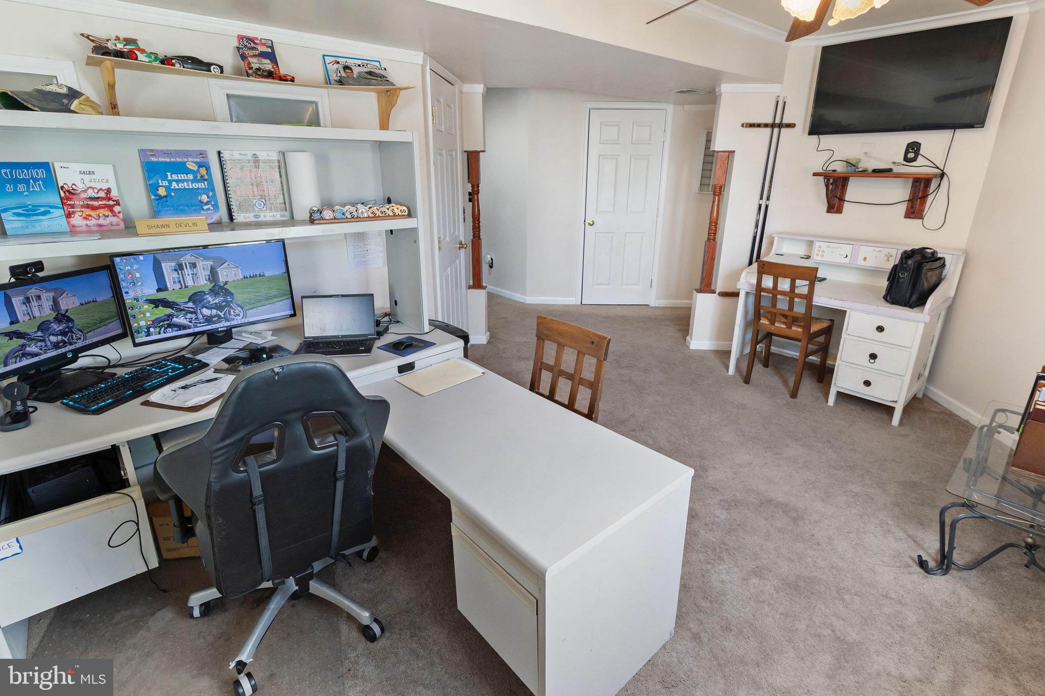 ARCHERS ROCK - Residential