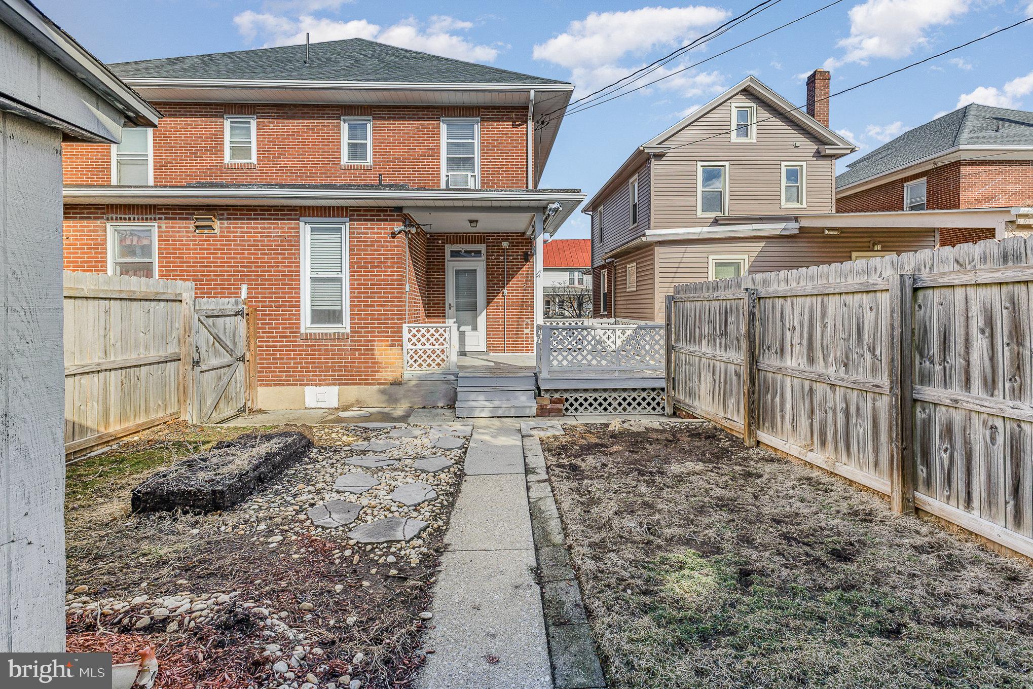 HERSHEY DOWNTOWN - Residential