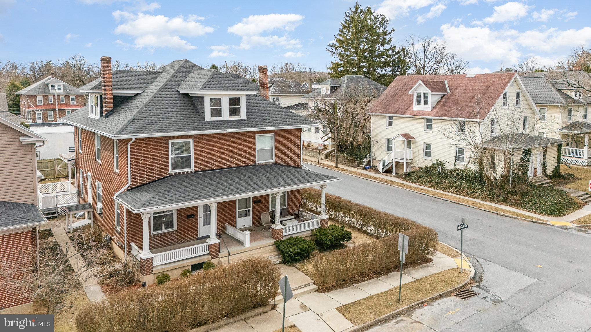 HERSHEY DOWNTOWN - Residential