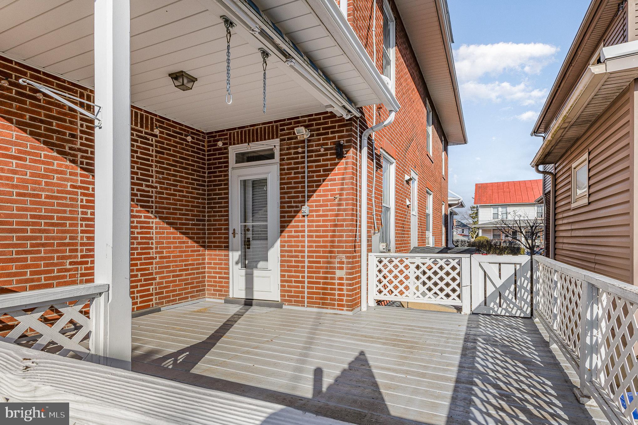 HERSHEY DOWNTOWN - Residential