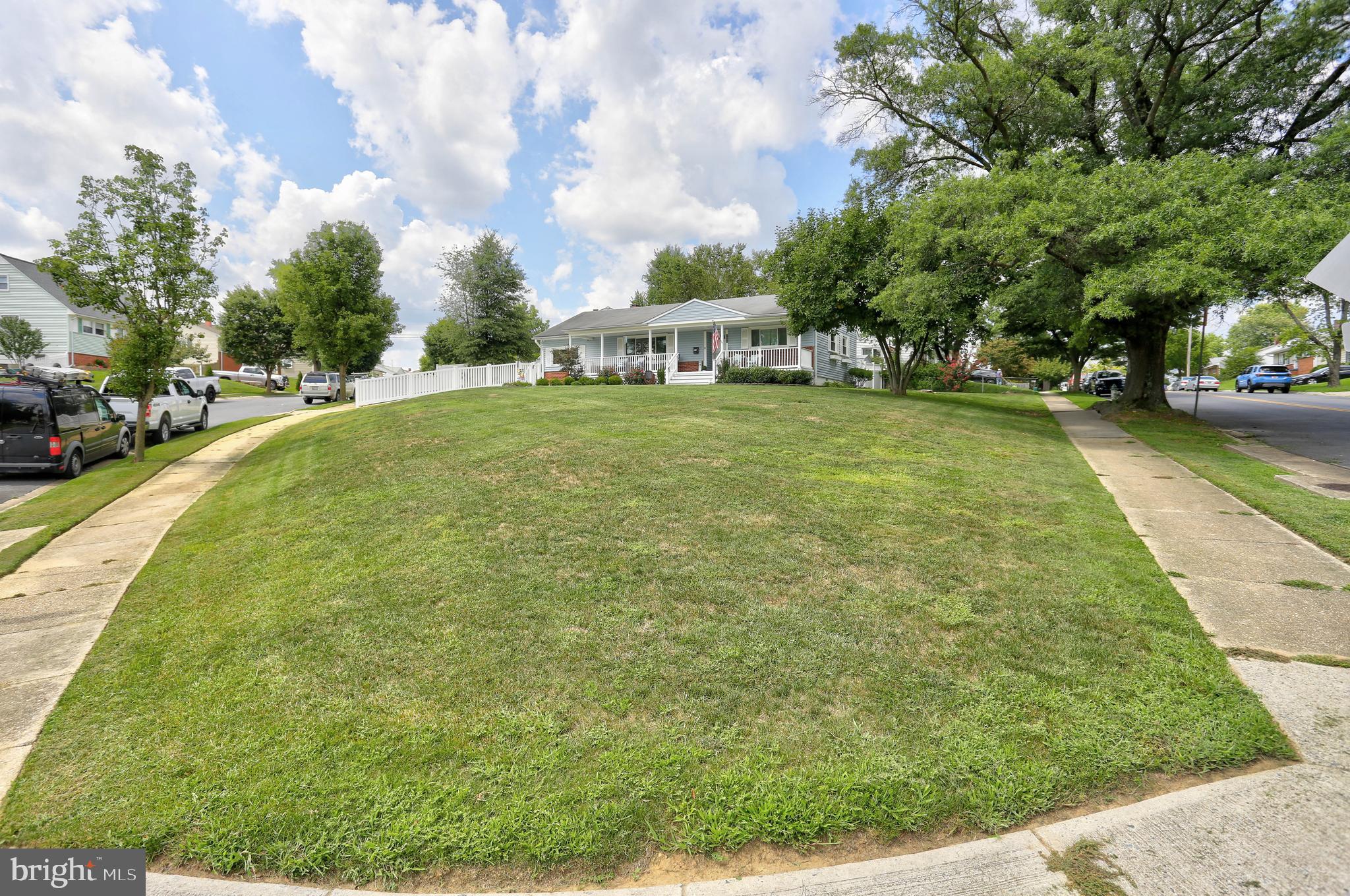 FAIRLAWN - Residential