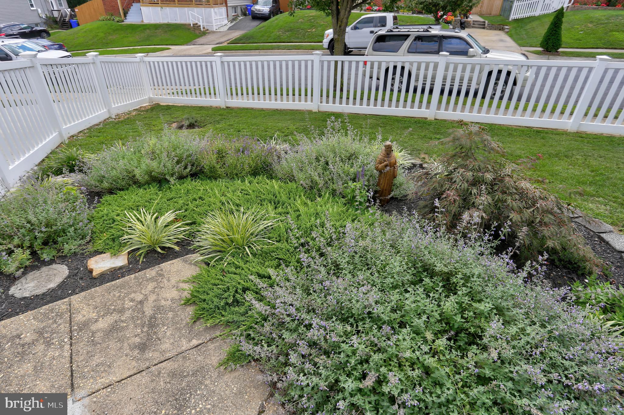 FAIRLAWN - Residential