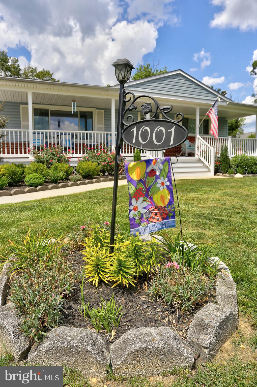 FAIRLAWN - Residential