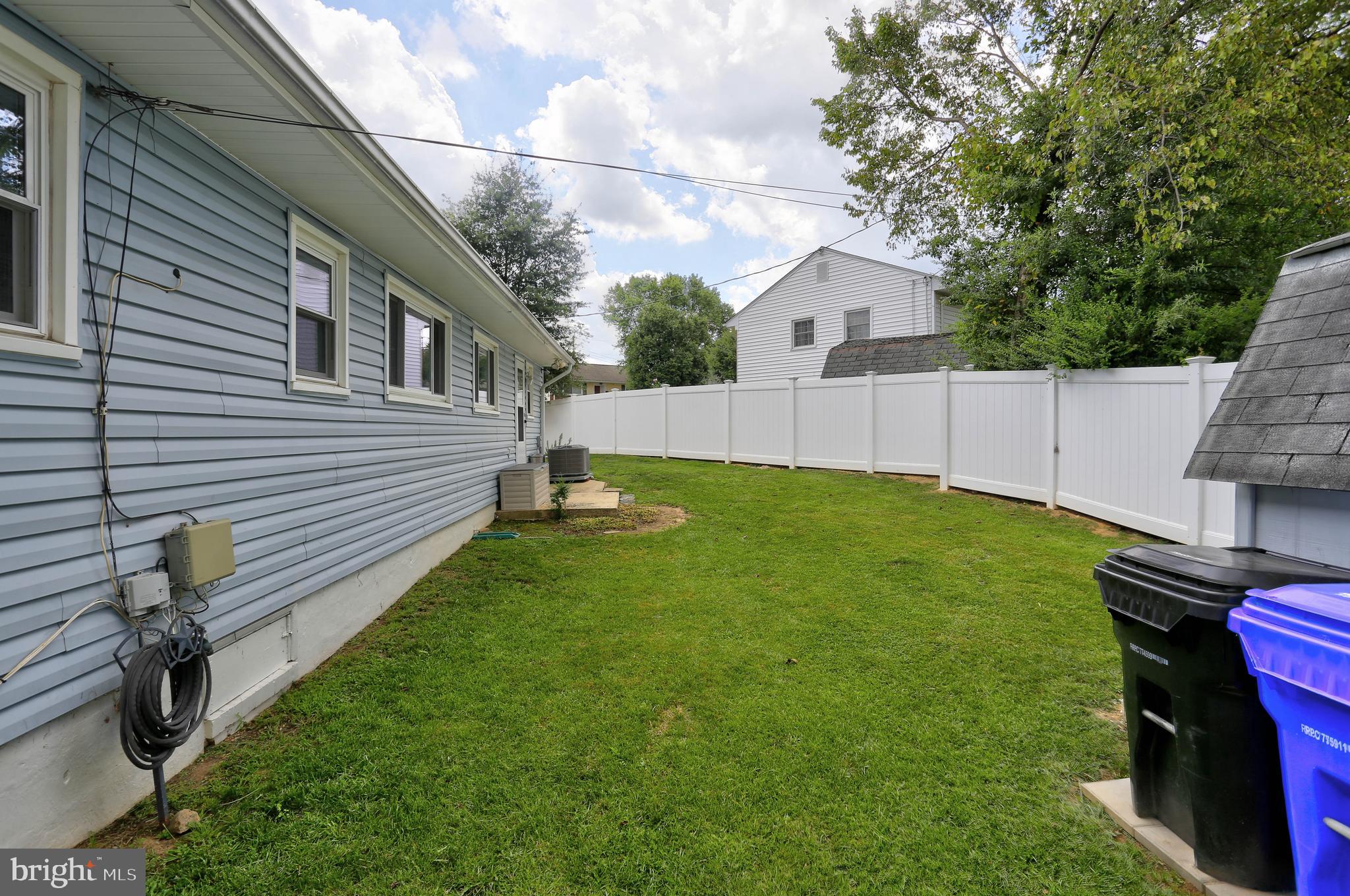 FAIRLAWN - Residential