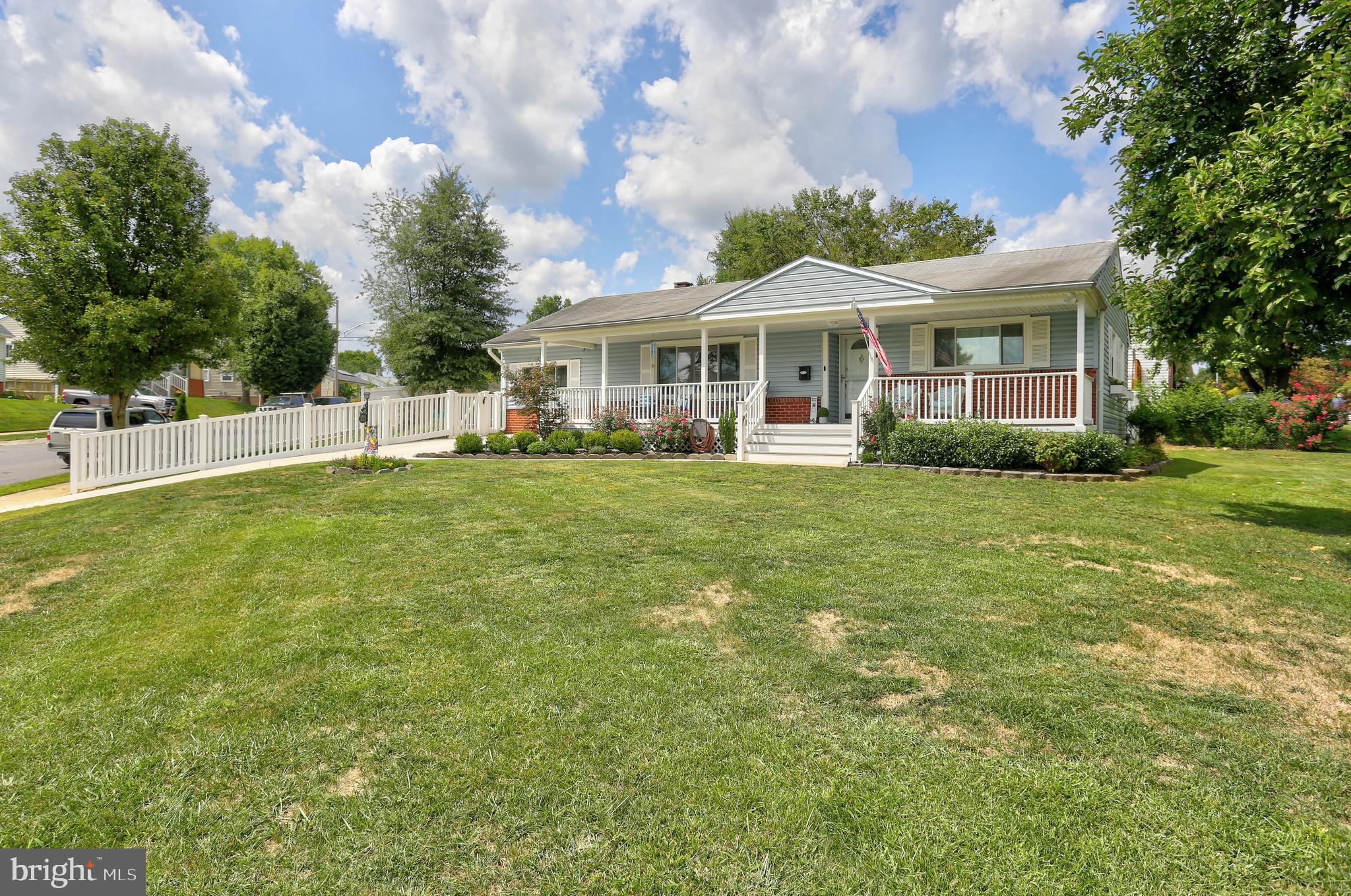 FAIRLAWN - Residential