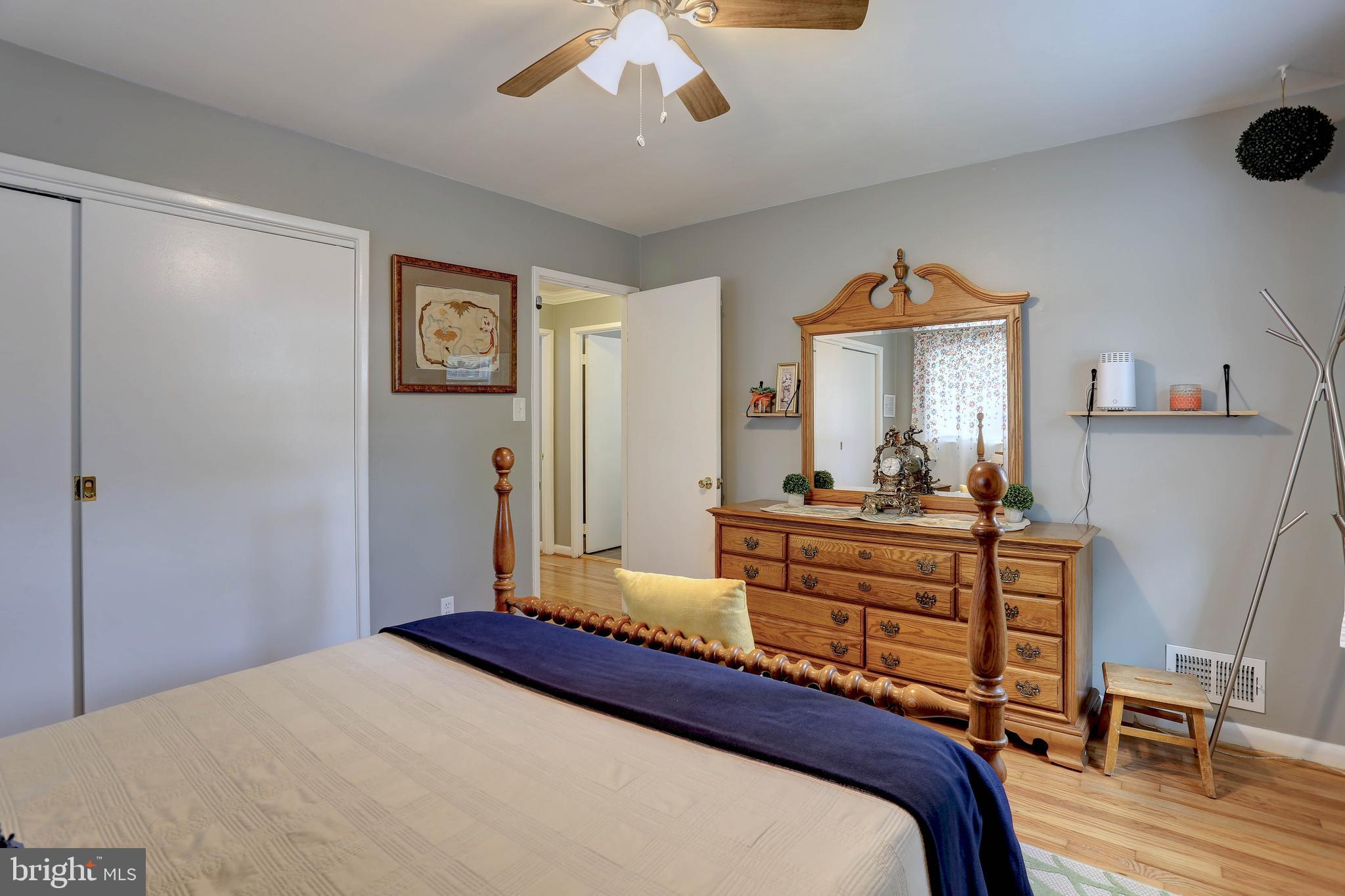 FAIRLAWN - Residential