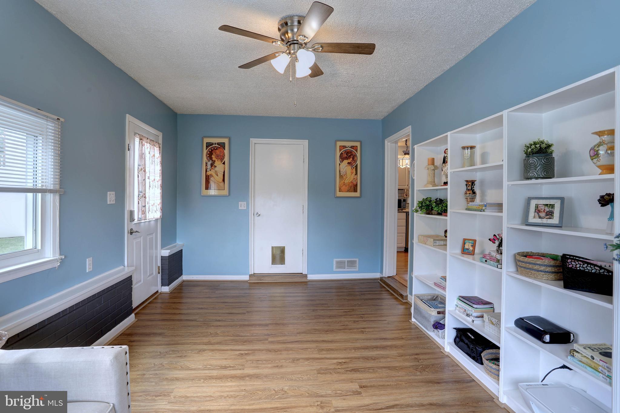 FAIRLAWN - Residential