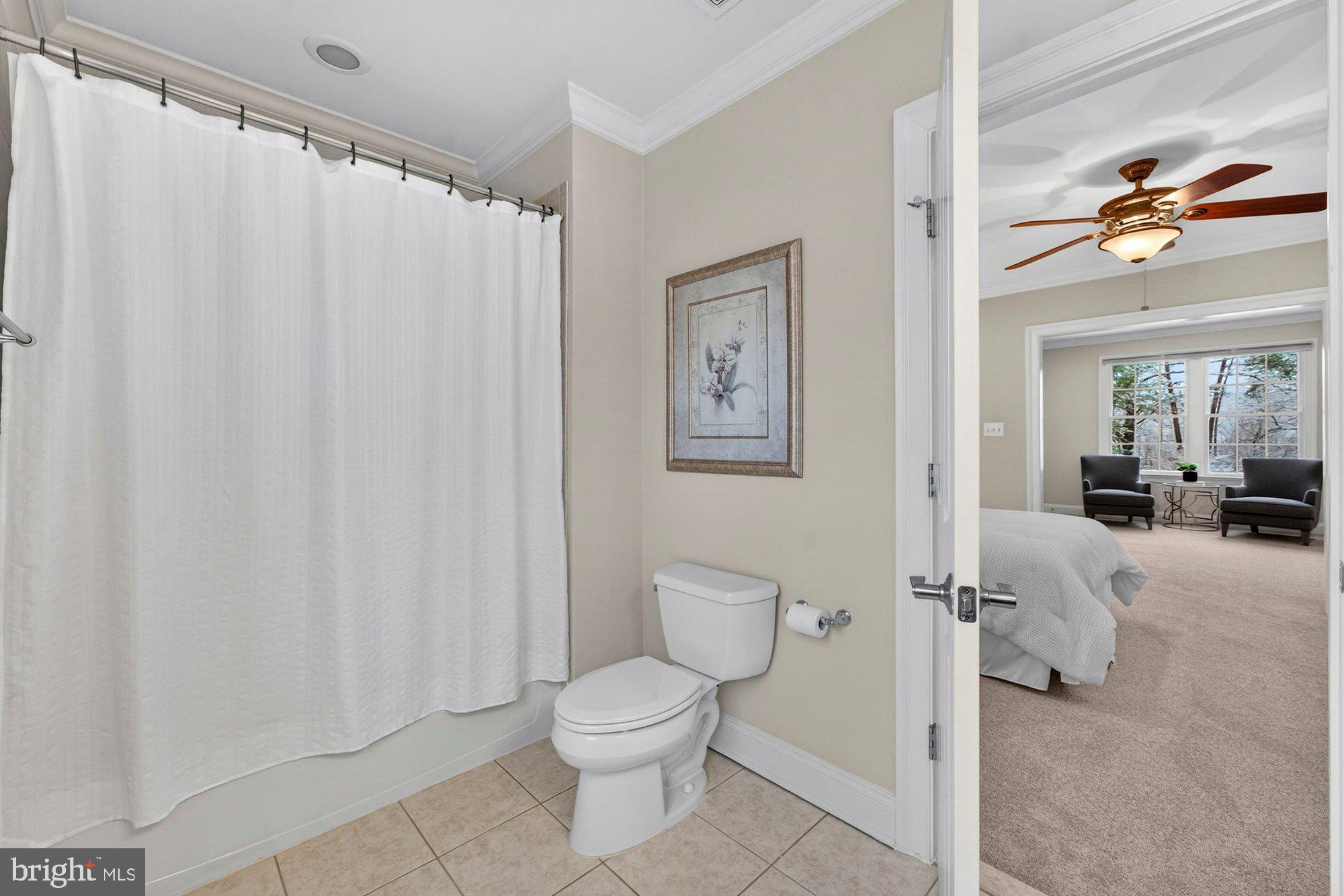 VINTAGE CREST - Residential