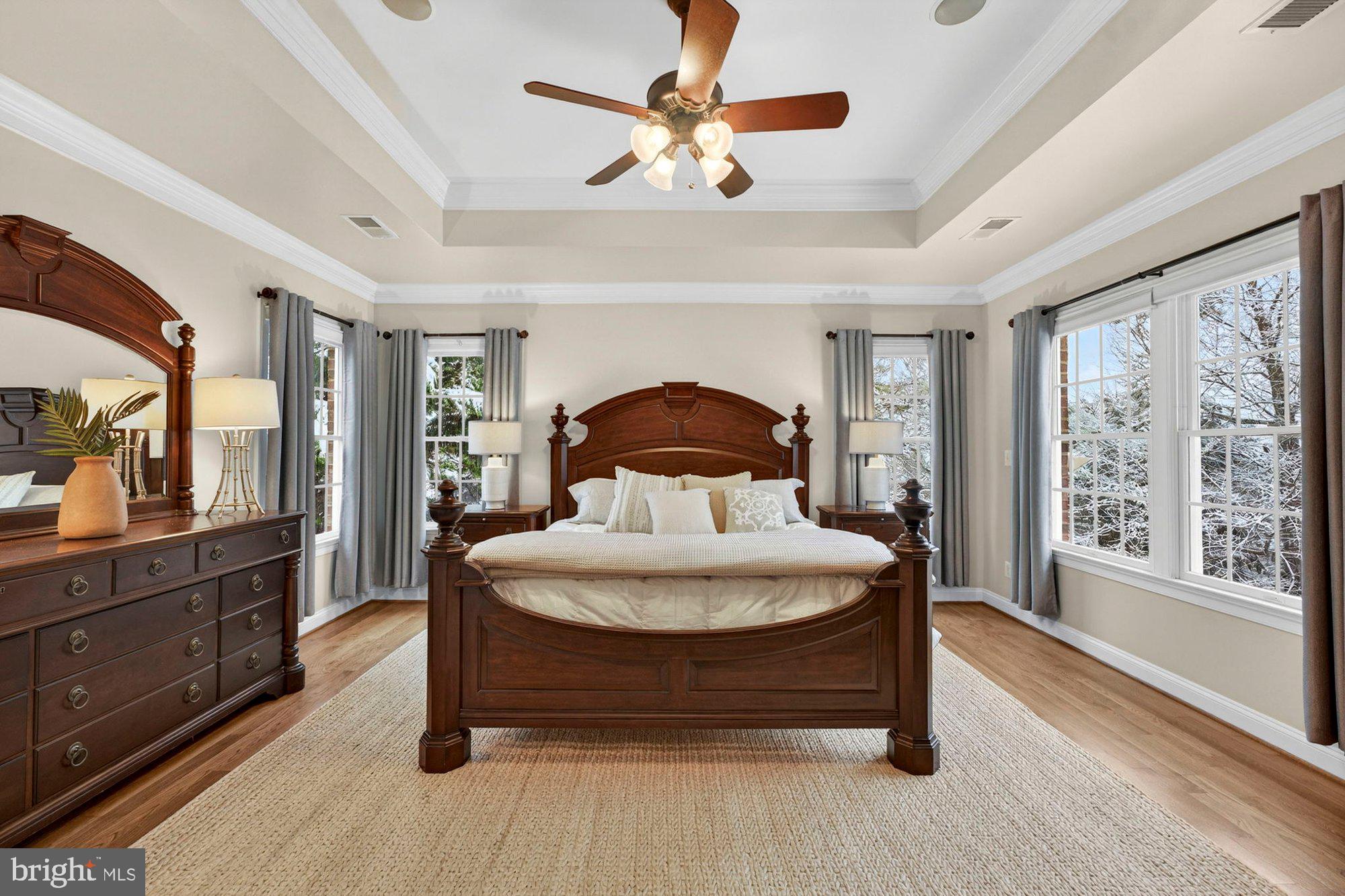 VINTAGE CREST - Residential