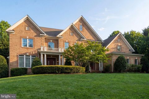 2584 VINTAGE CREST LANE OAKTON VA 22124