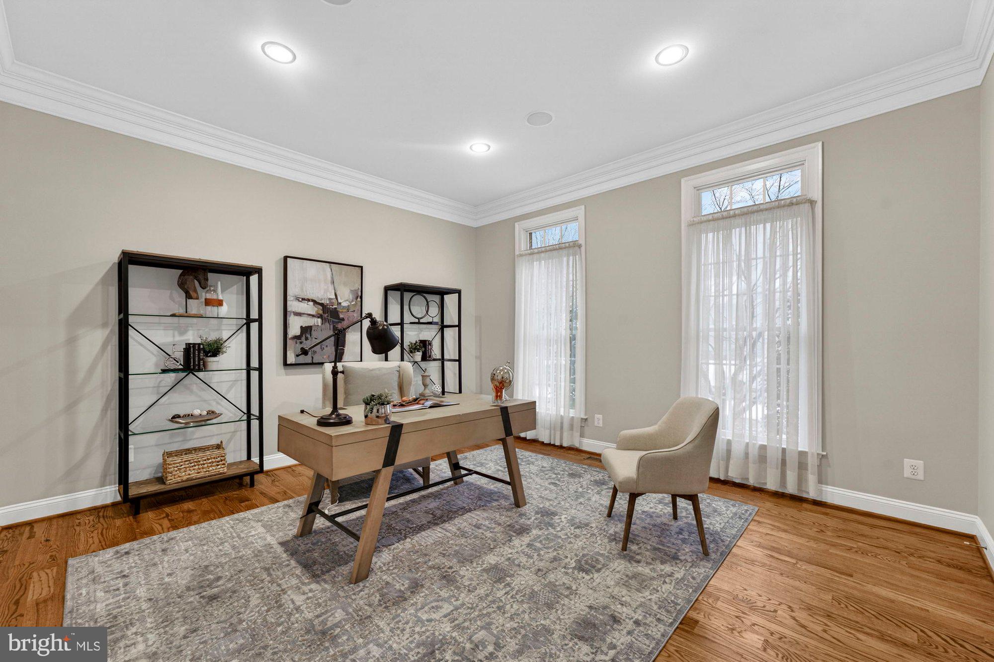 VINTAGE CREST - Residential